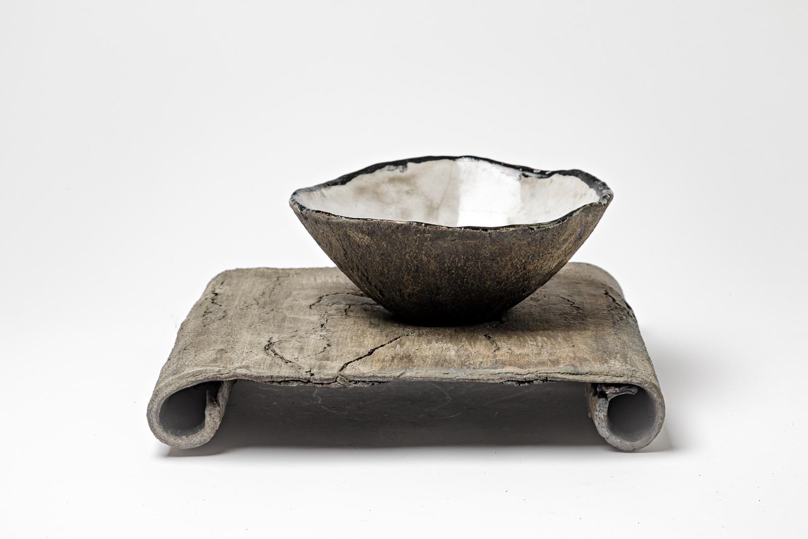 Beaux Arts Bowl on tray in glazed ceramic with pearly white interior by Gisèle ButhodGarçon For Sale