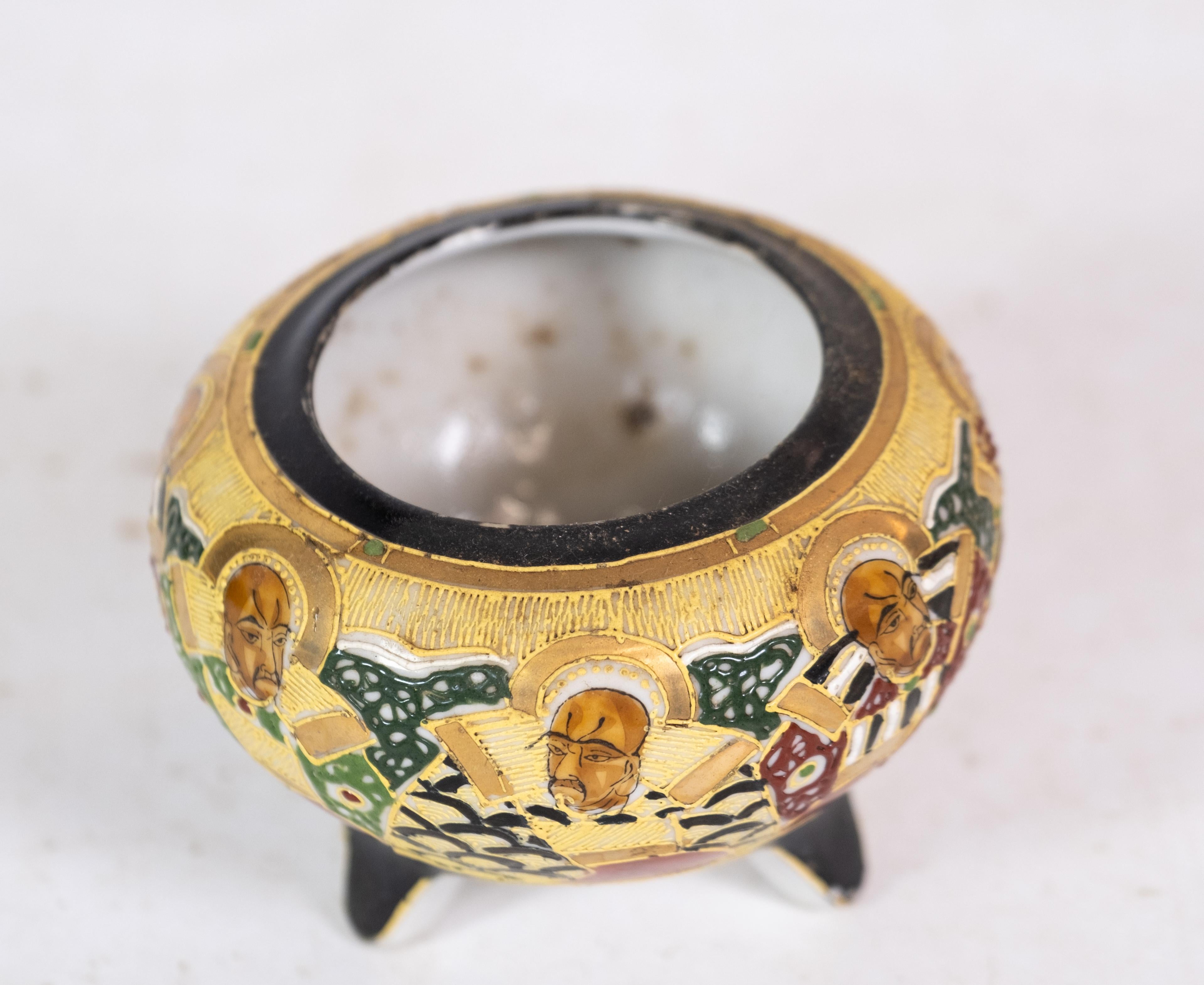 Danish Bowl Made From Porcelain & Hand Painted, Of Japanese Origin From 1940s For Sale
