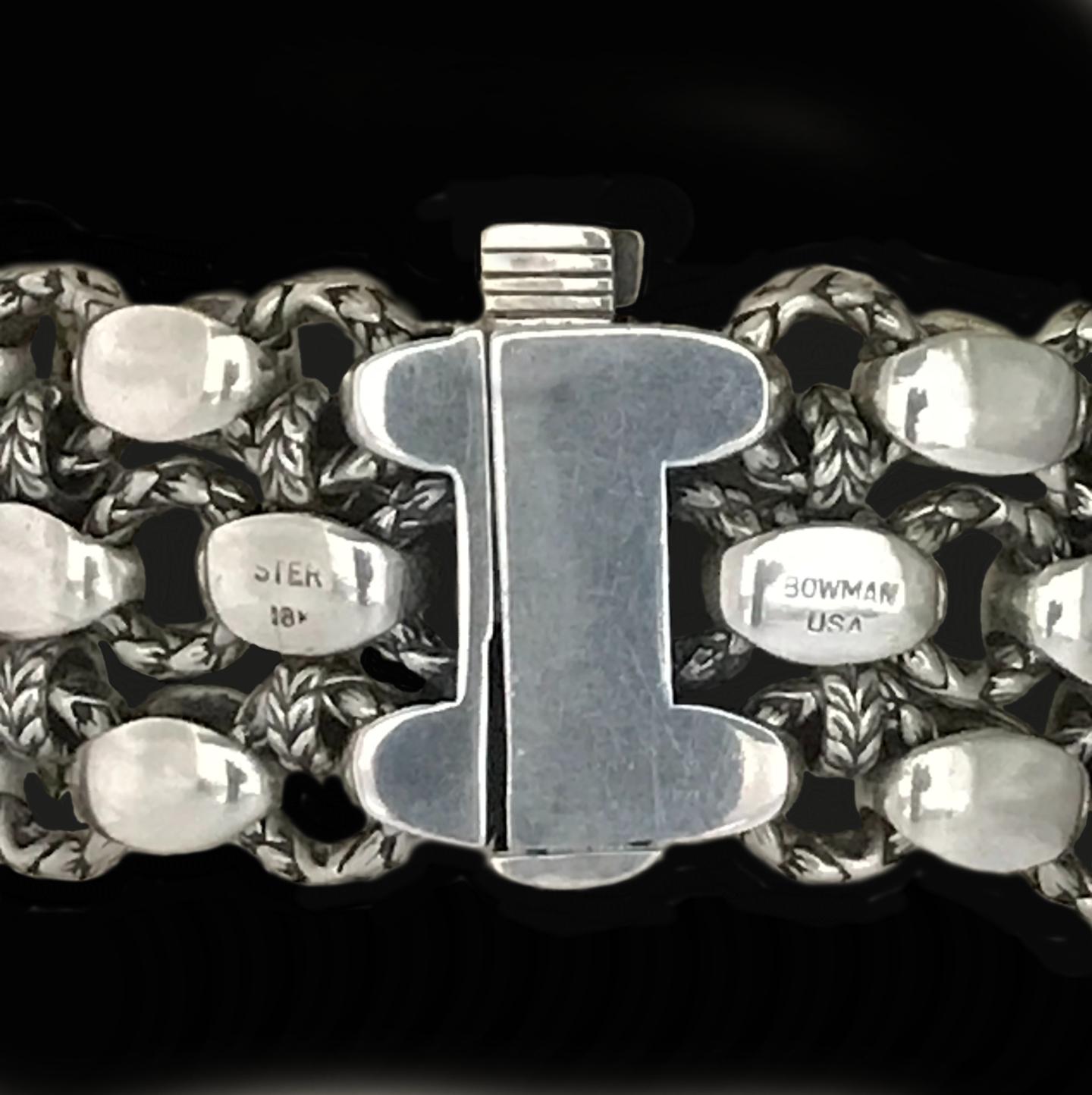 Handmade Three-Row Laurel Leaf Bracelet In New Condition For Sale In Sarasota, FL