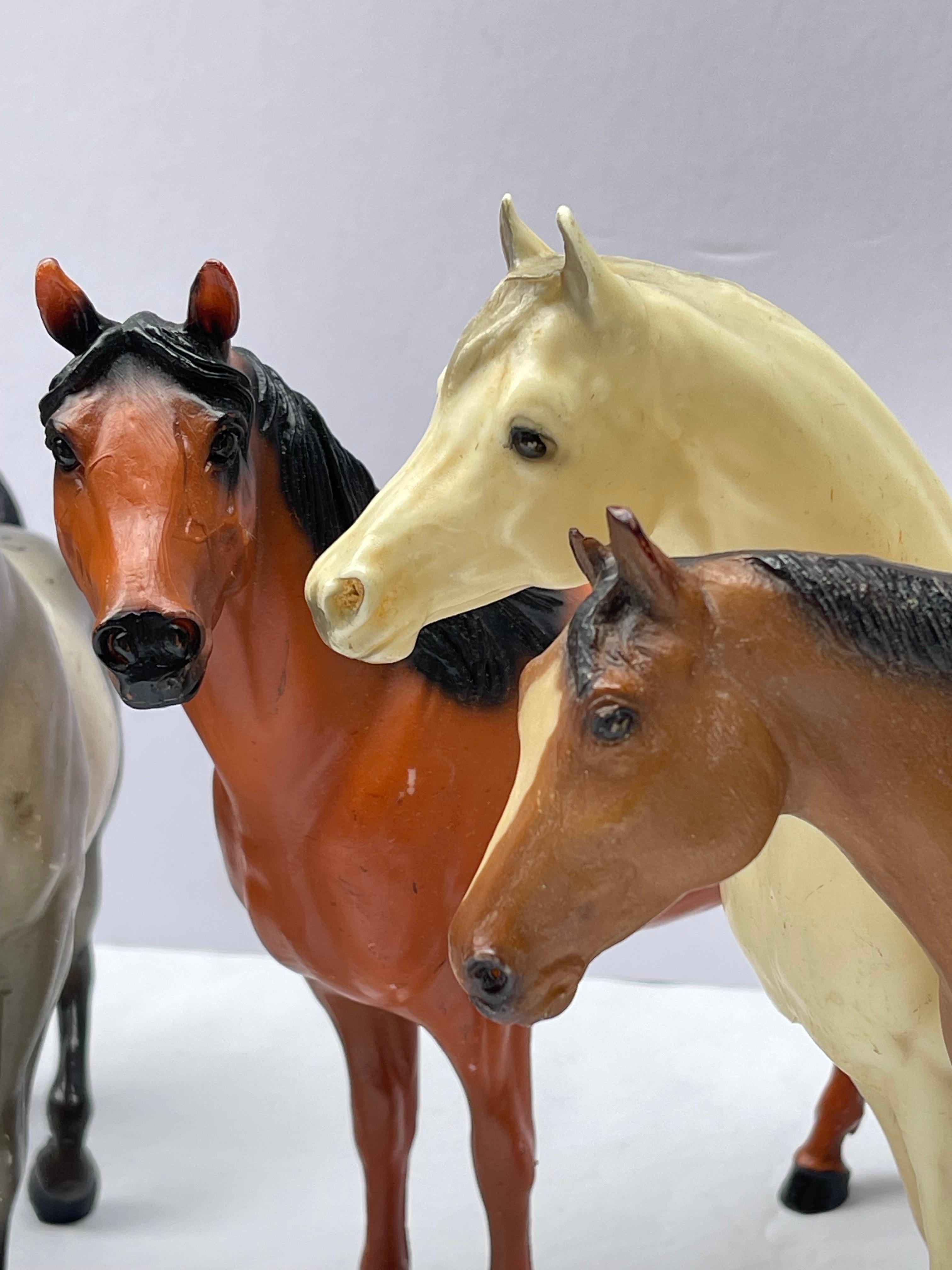  Set of Six Large Vintage Breyer Horses (Box 1 ) In Good Condition For Sale In Redding, CT