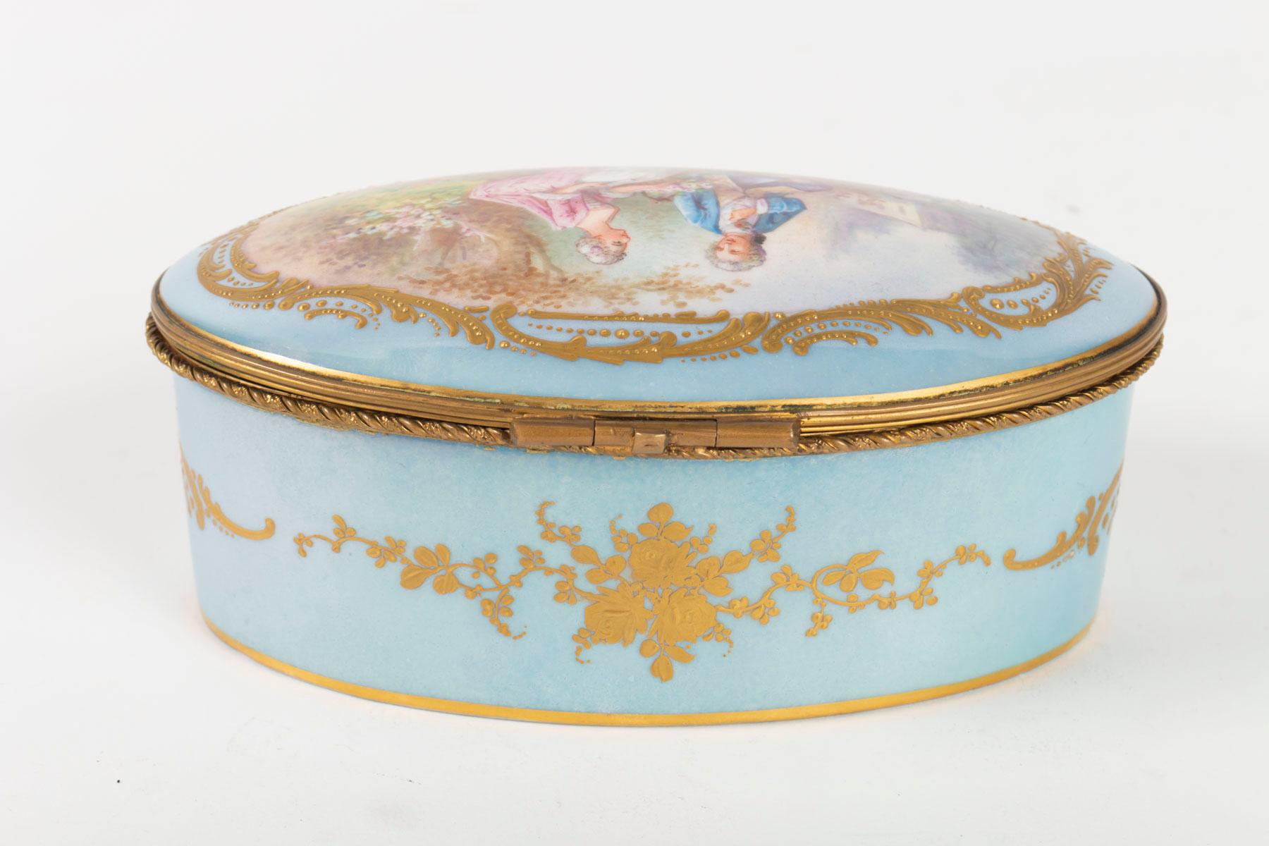  Box, 19th Century, Napoleon III Period, Porcelain and Brass Mounting In Good Condition In Saint-Ouen, FR