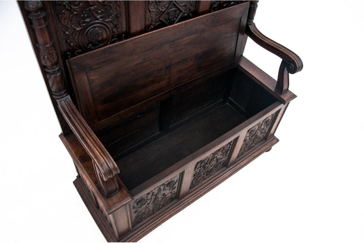 Neorinascimentale Box bench, France, around 1880. in vendita