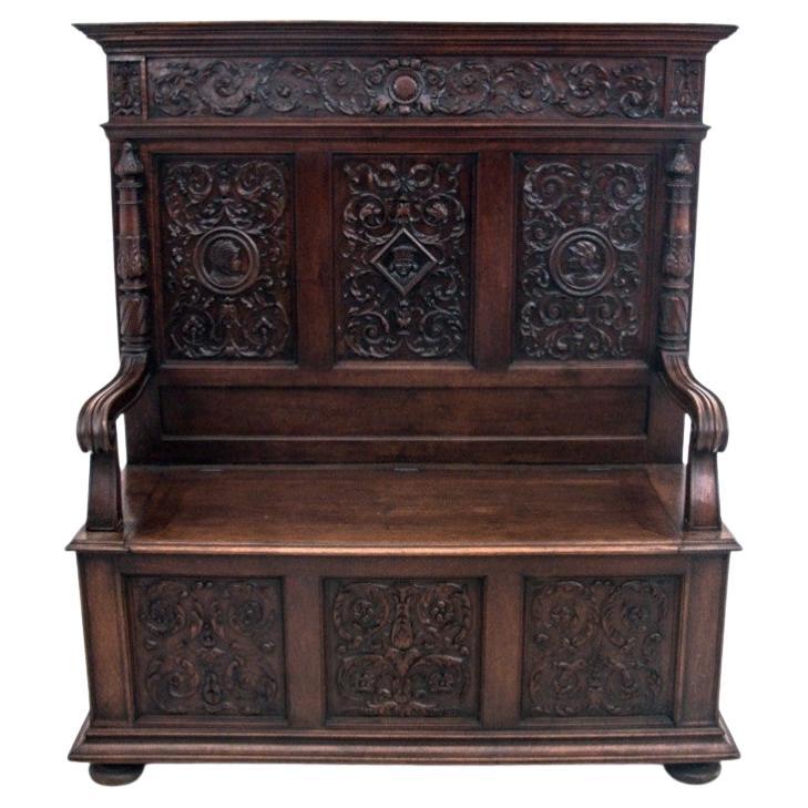 Box bench, France, around 1880.