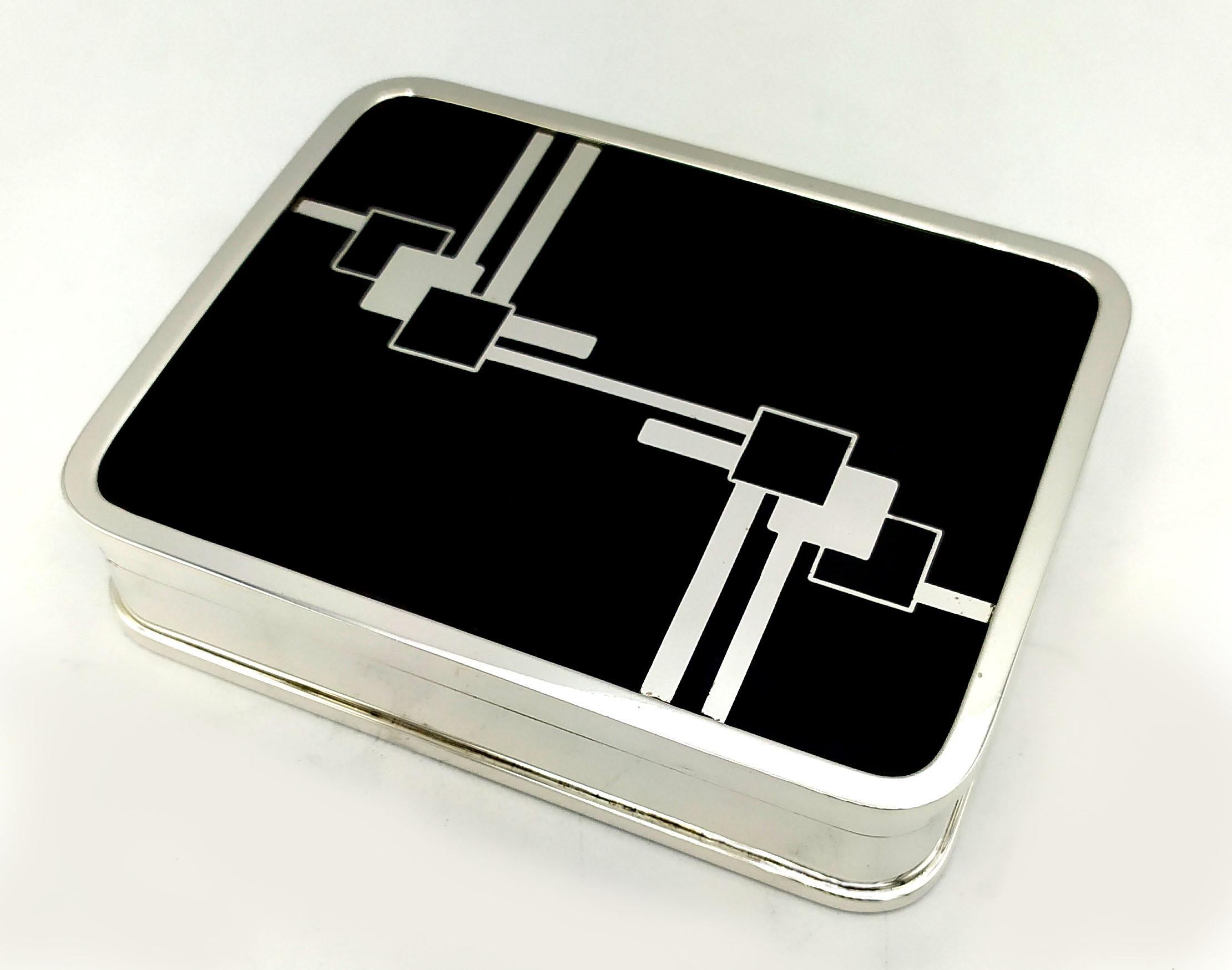 Box Schwarz-Weiß Art Deco Stil entworfen für Cartier USA Silber Salimbeni (Ende des 20. Jahrhunderts) im Angebot