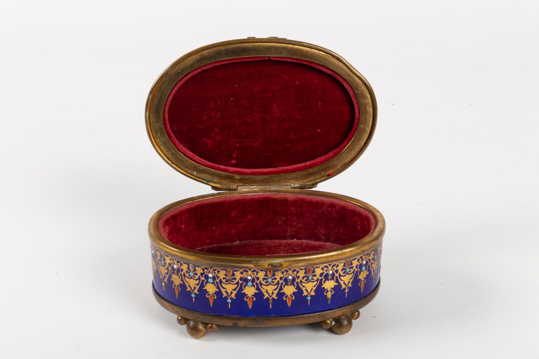 Box, Box 19th Century, Napoleon III Period, Porcelain and Brass Mounting 1