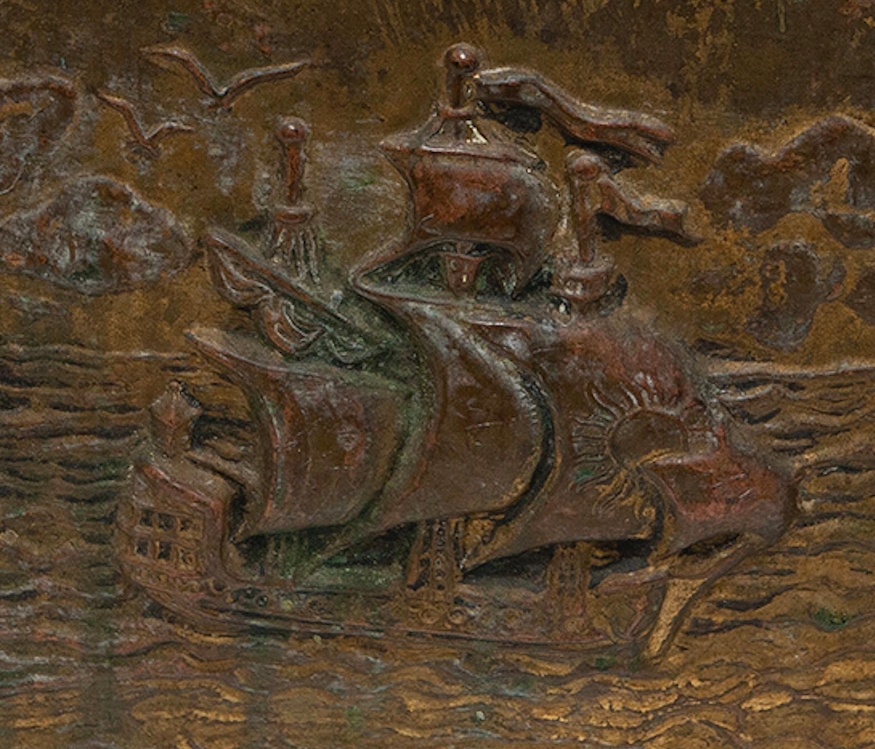 Néo-baroque Boîte en laiton repoussé pour cuivre - Navire de guerre nautique - Galleon Warship en vente