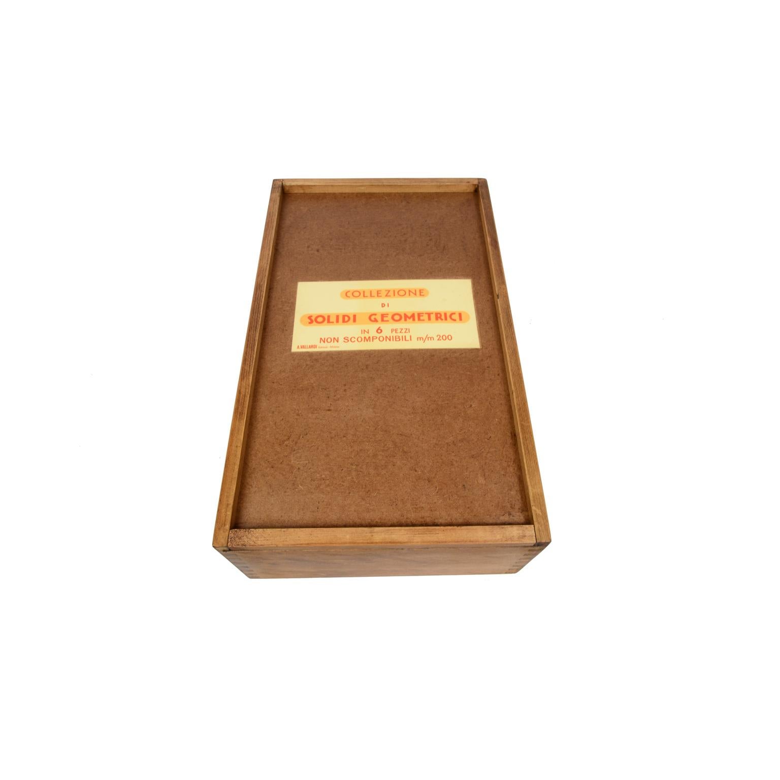 Oak 1963s Italy Vallardi Box With 6 Wooden Geometric Solids Scientific Instrument For Sale