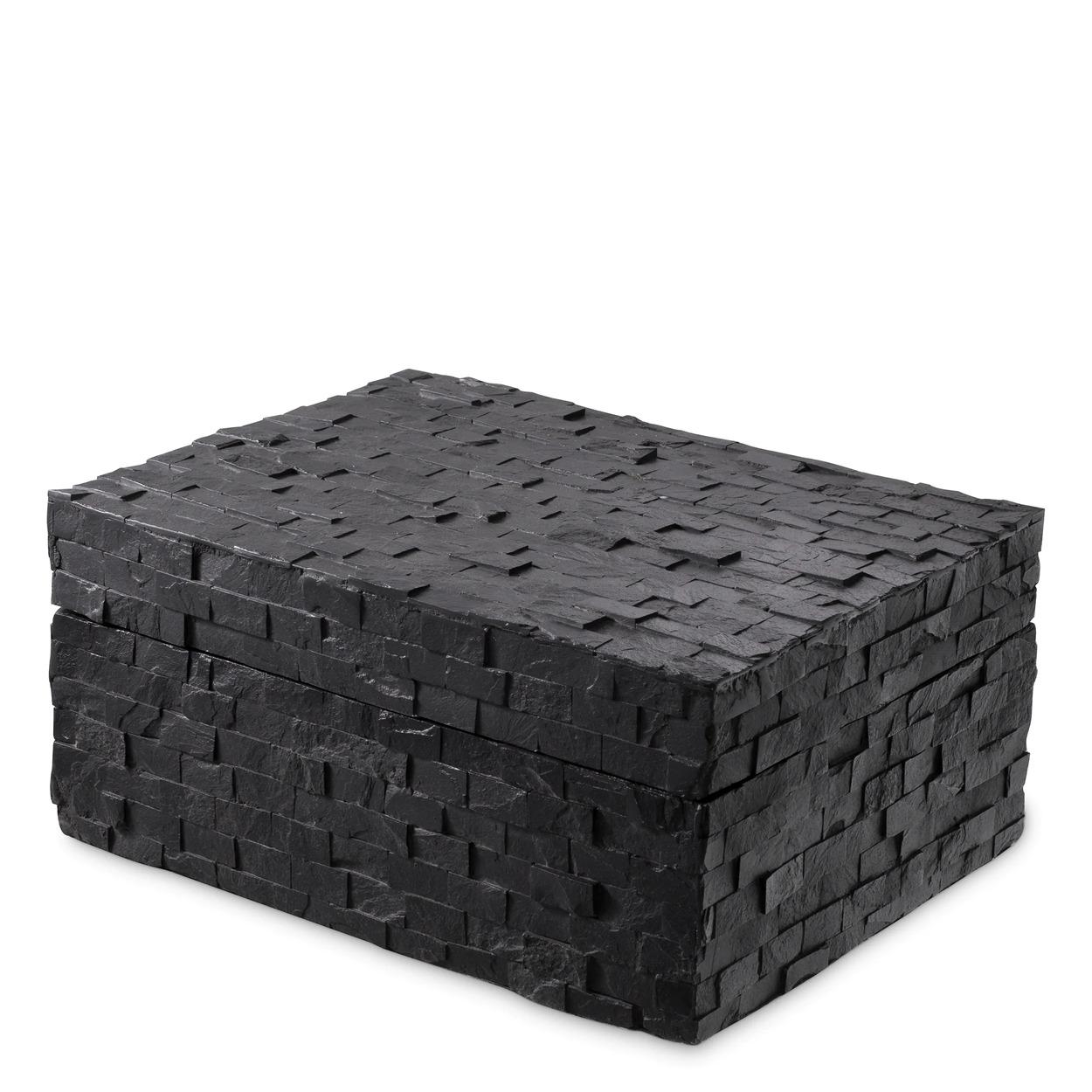 Box

Mango wood / black finish

Dimensions: length: 28,5 / width: 22 / height 13 cm.