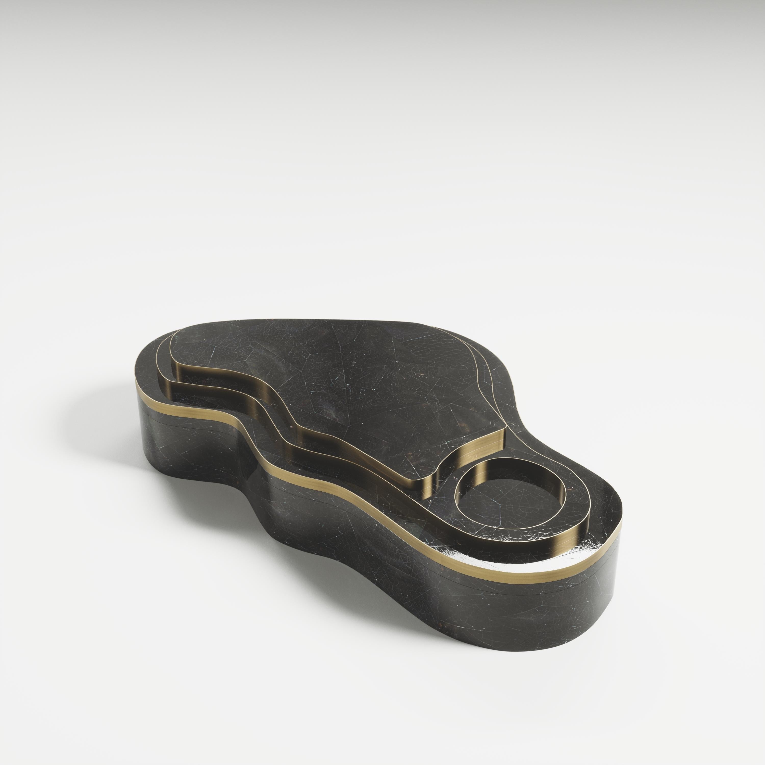 Schachtel in schwarzer Schale mit Bronze-Patina-Messing von Kifu Paris im Zustand „Neu“ im Angebot in New York, NY