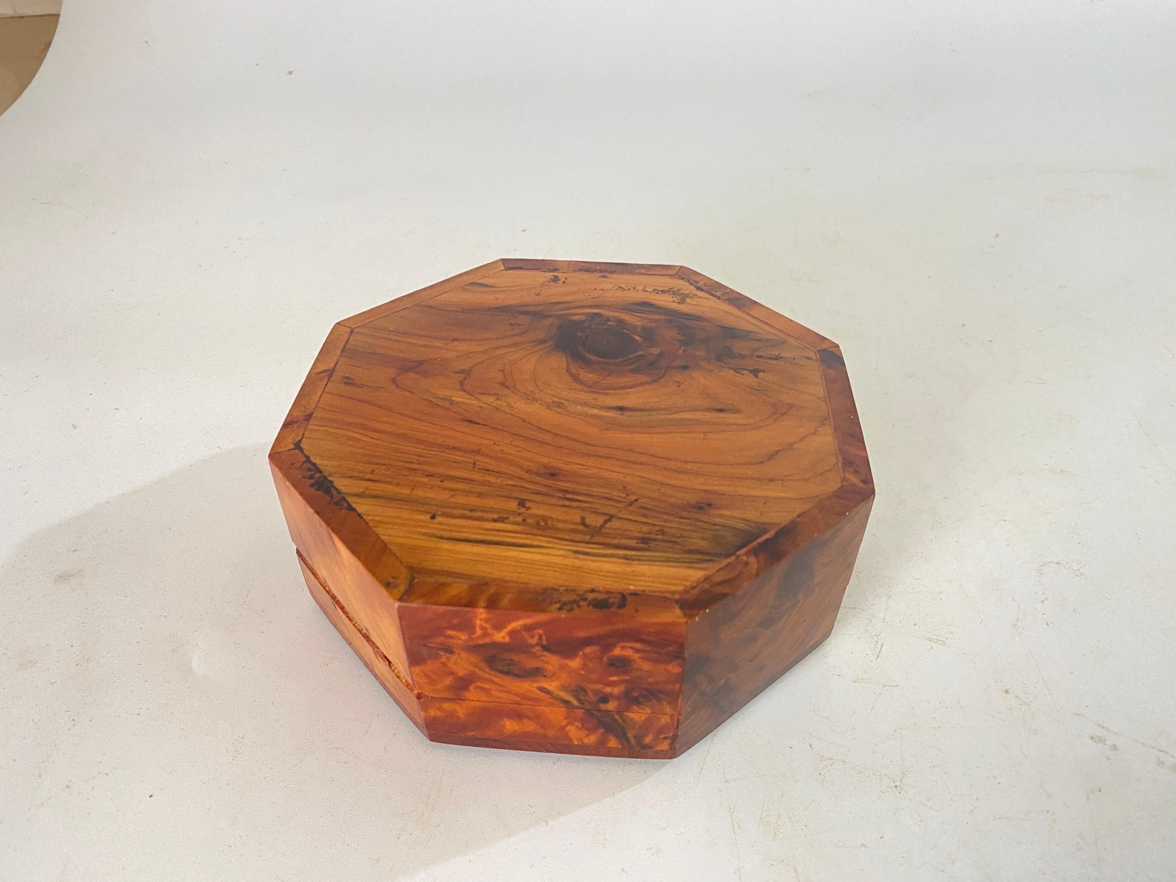 Box in Burled Wood, Brown Color, France, 20th Century For Sale 5