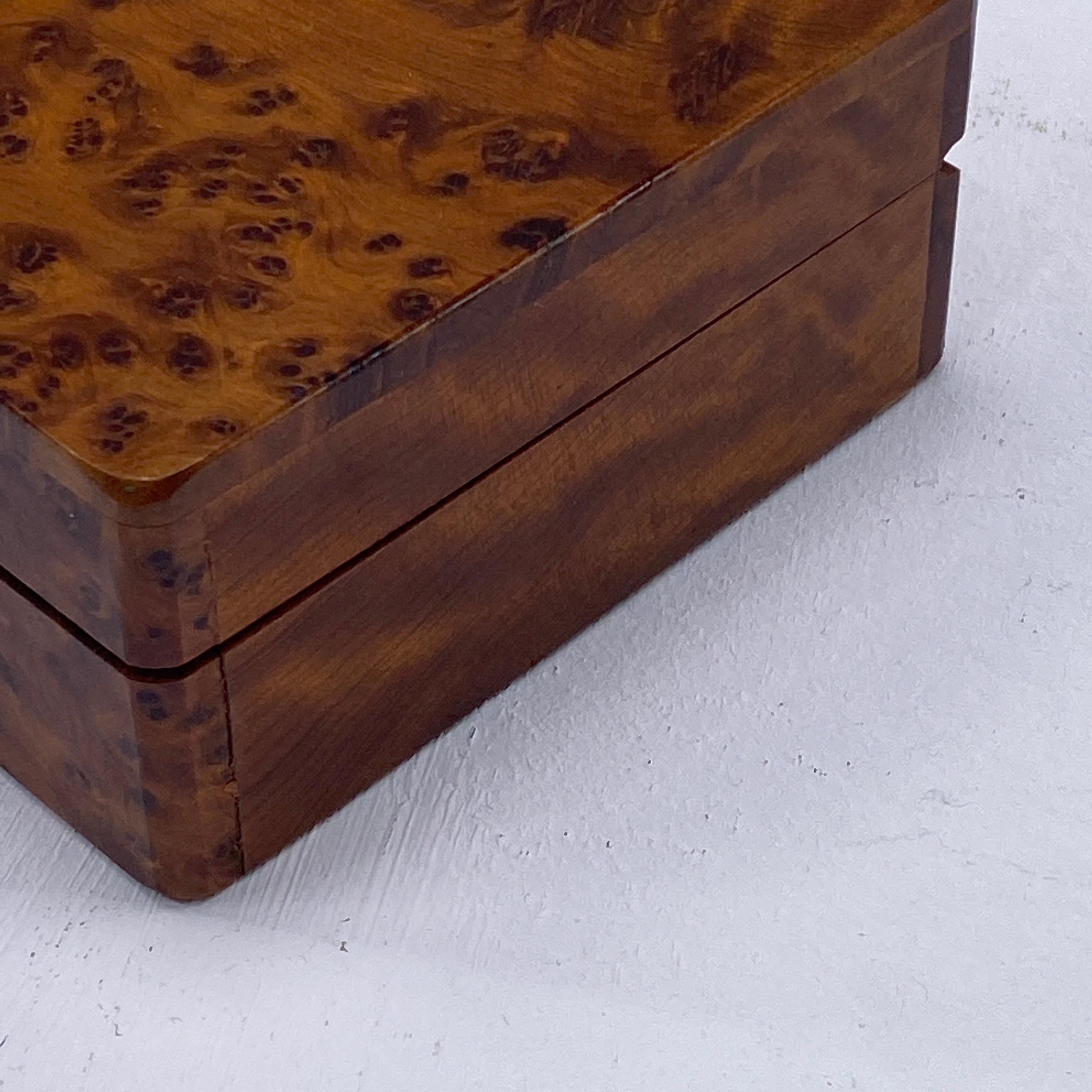 Box in Burled Wood, Brown Color, France, xx Century 4