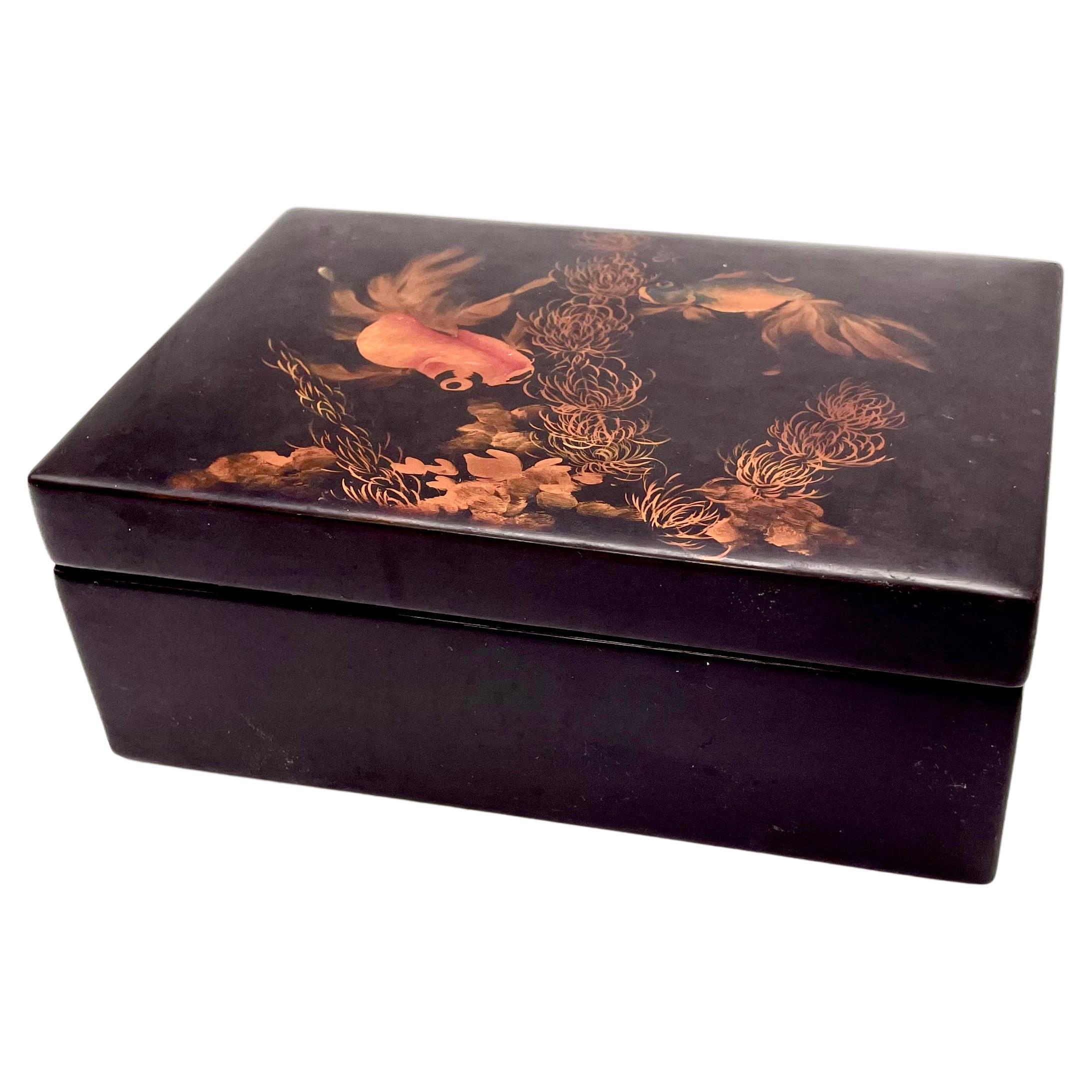 Schachtel aus lackiertem Holz, Vietnam, 20. Jahrhundert, Schwarz und Orange Farbe im Angebot