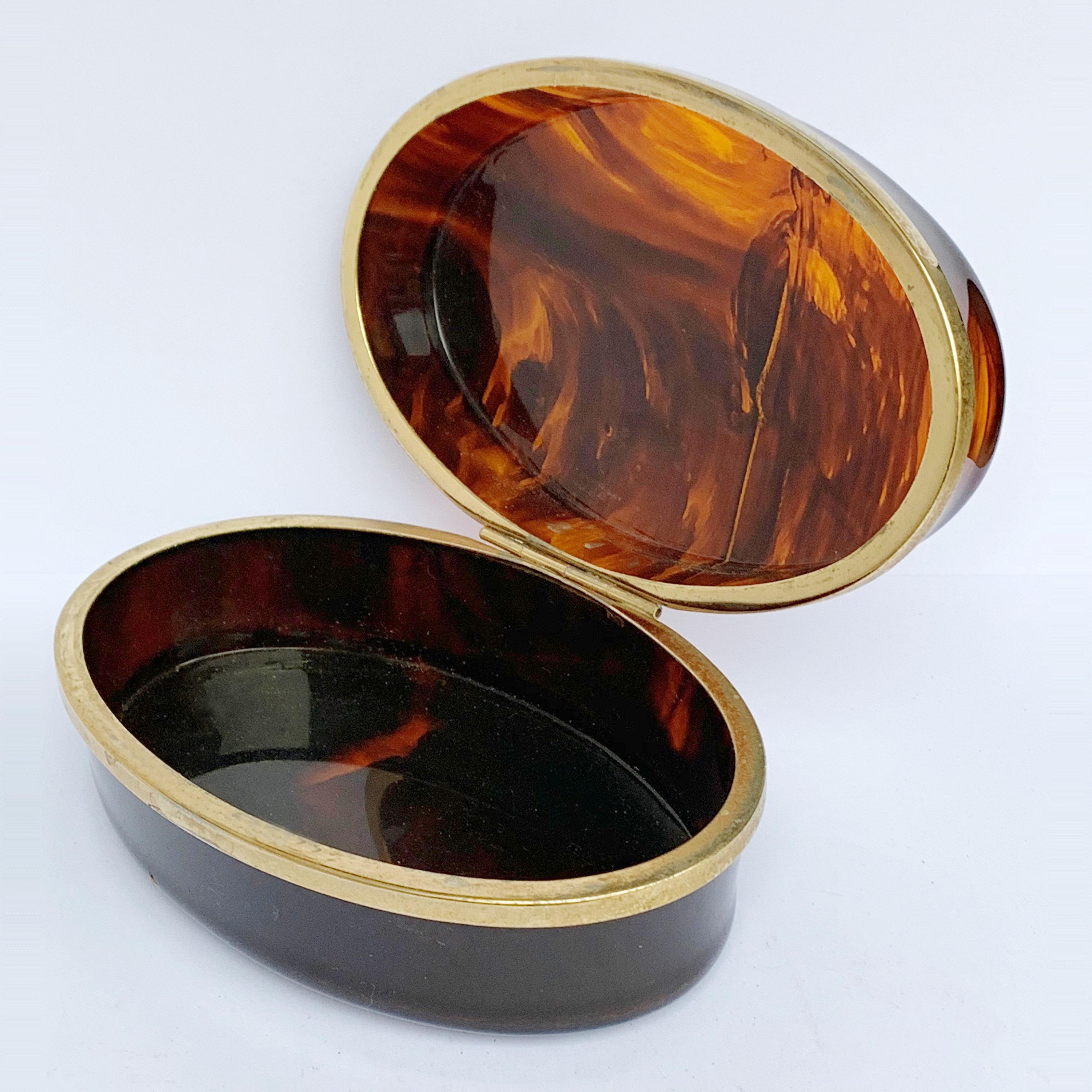 Box in Lucite, tortoiseshell effect and brass, Christian Dior 1970 3