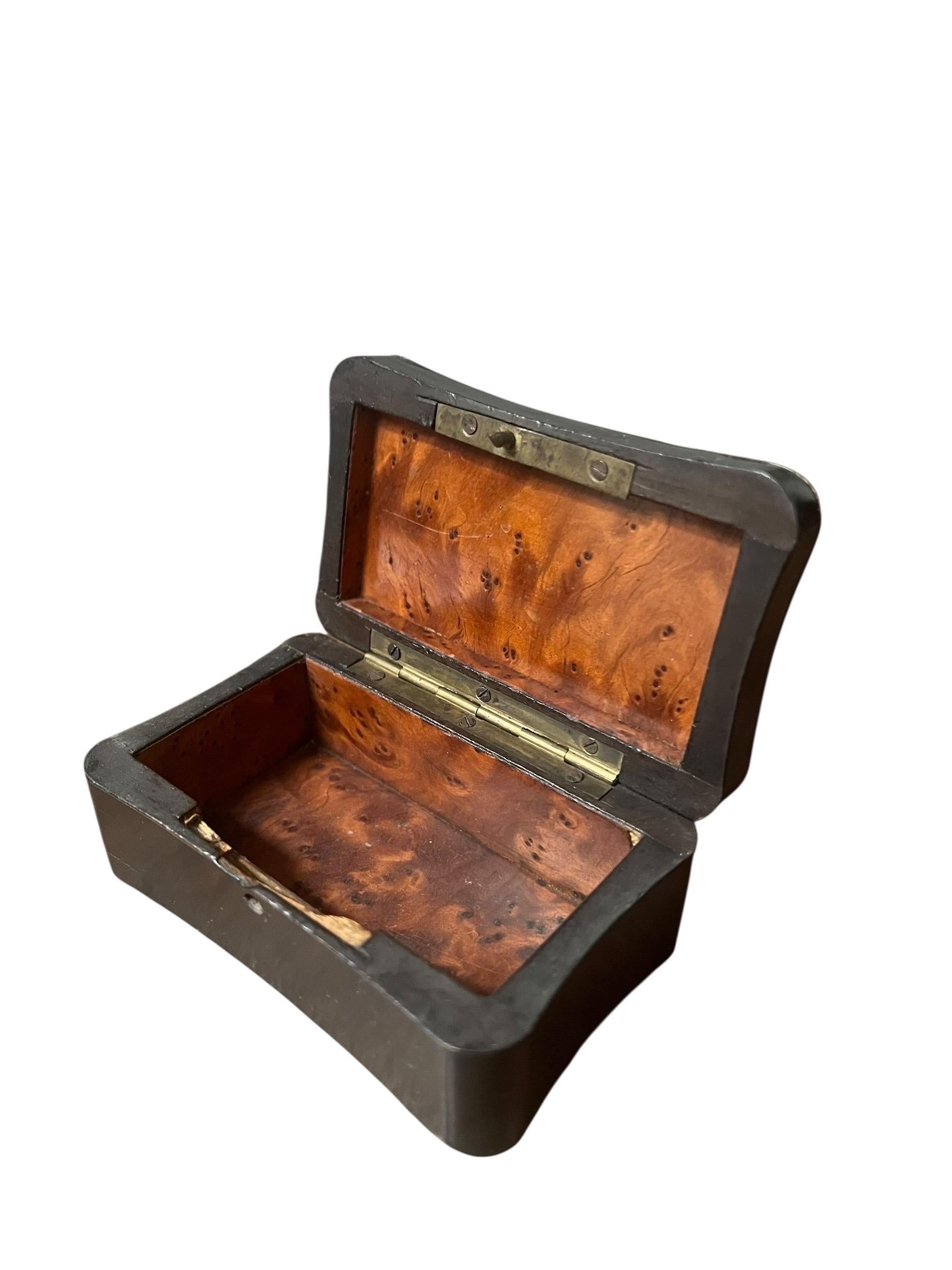 Box in marquetry 