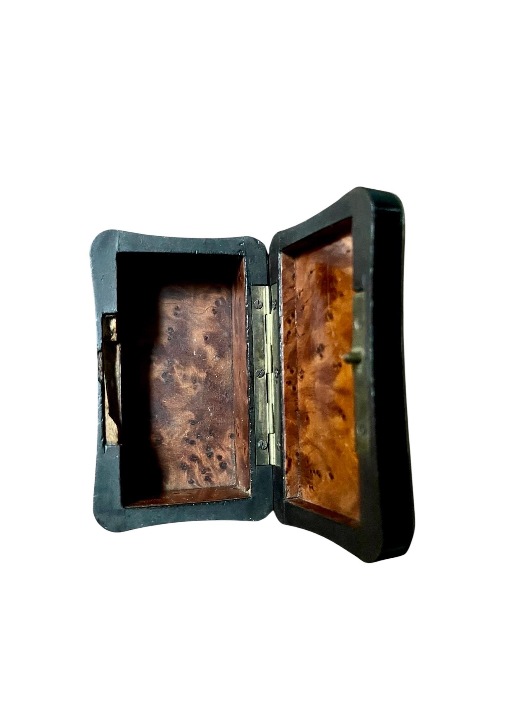 Box in marquetry 