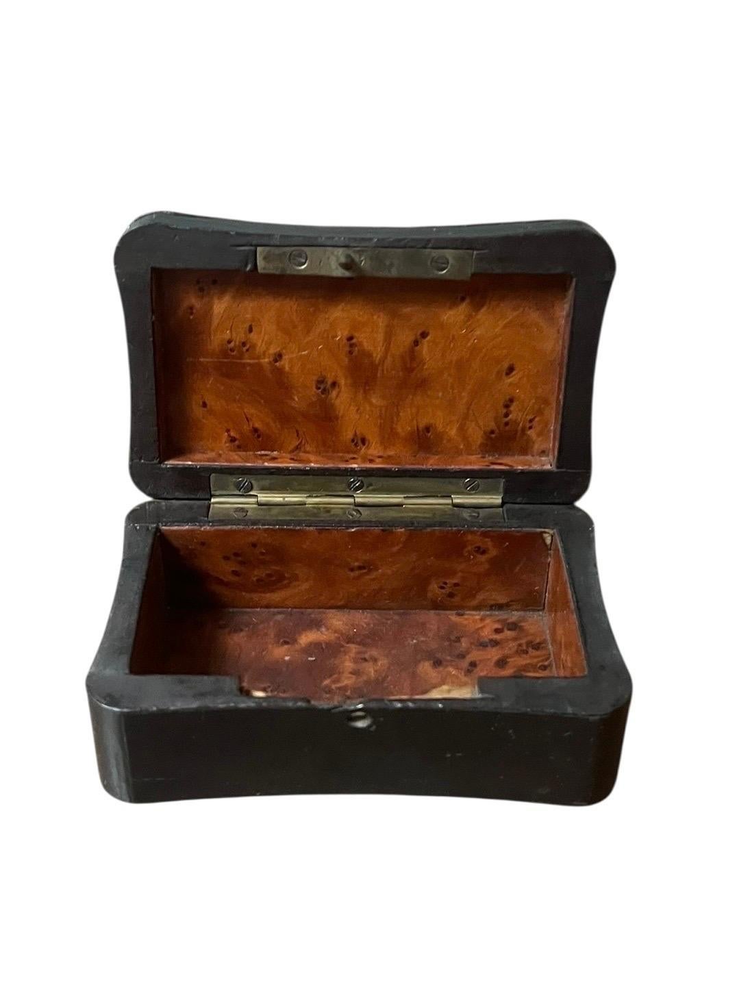 Box in marquetry 