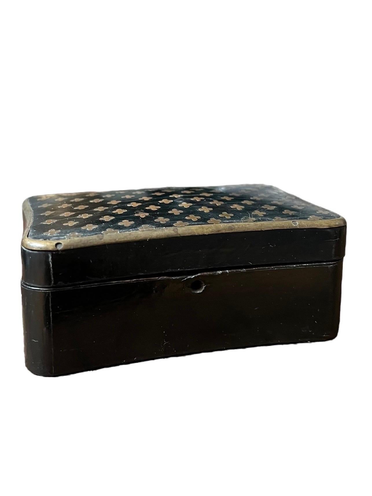 Box in marquetry 