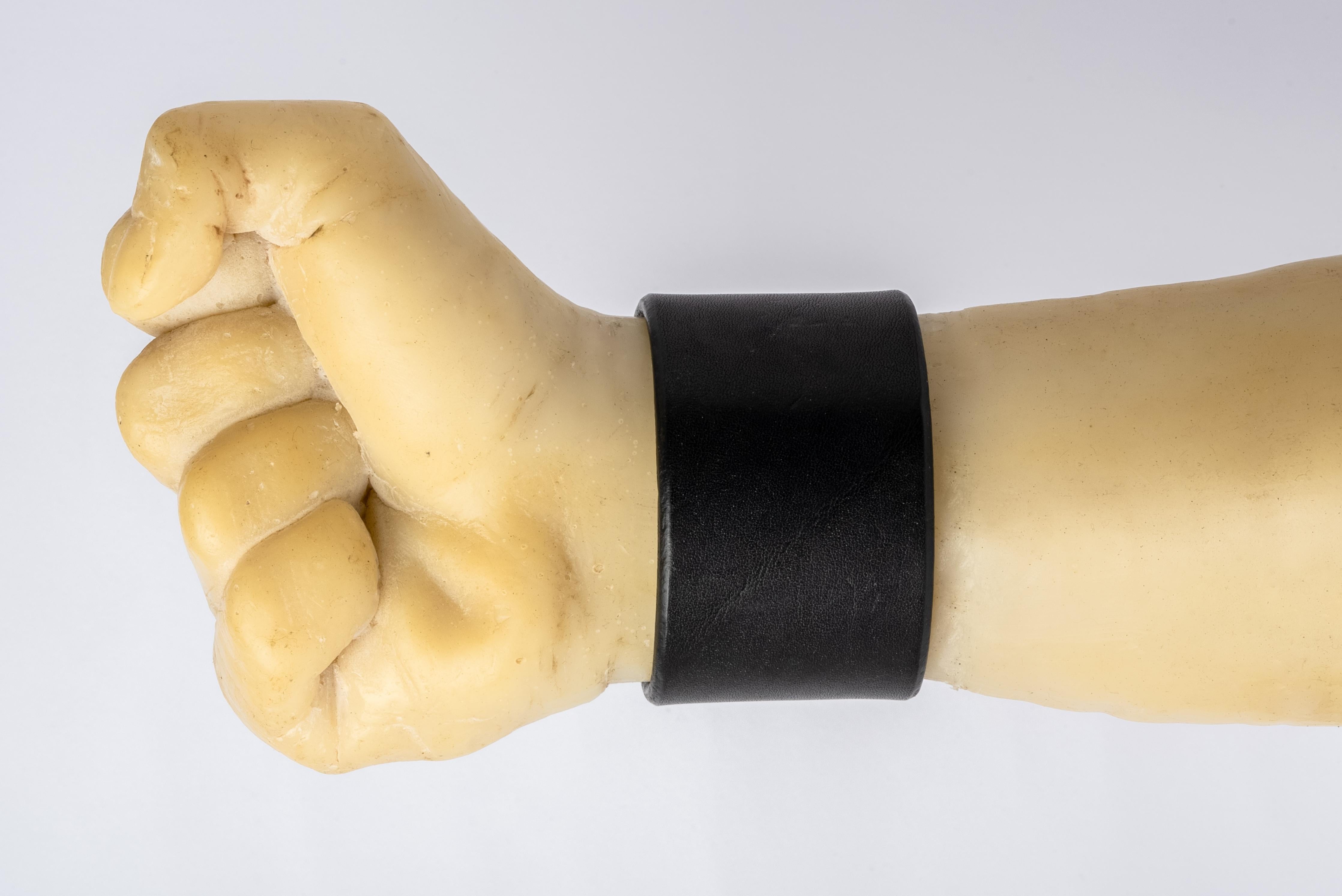 Boxschloss-Armband (Face, breit, BLK+KAS) im Angebot 1