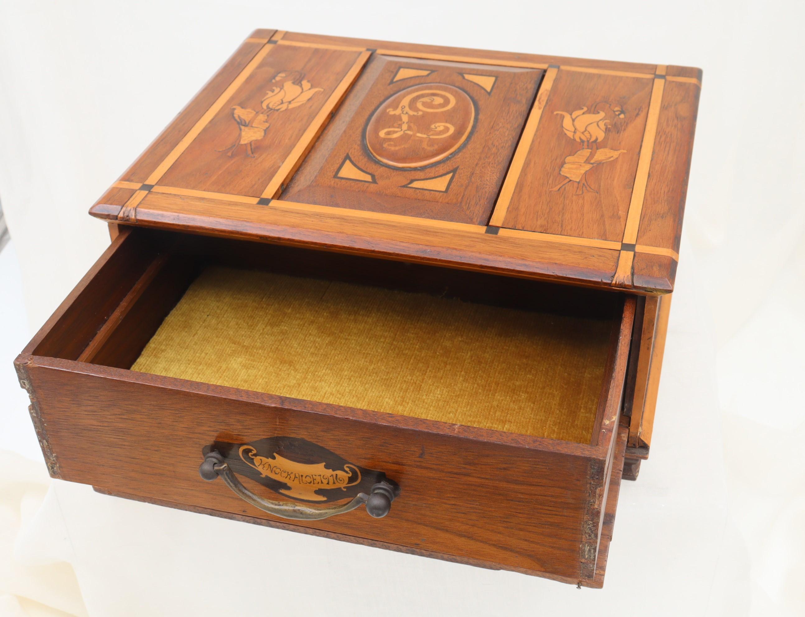 Box made in Knockaloe internment camp Isle of Man 1916 In Good Condition For Sale In East Geelong, VIC