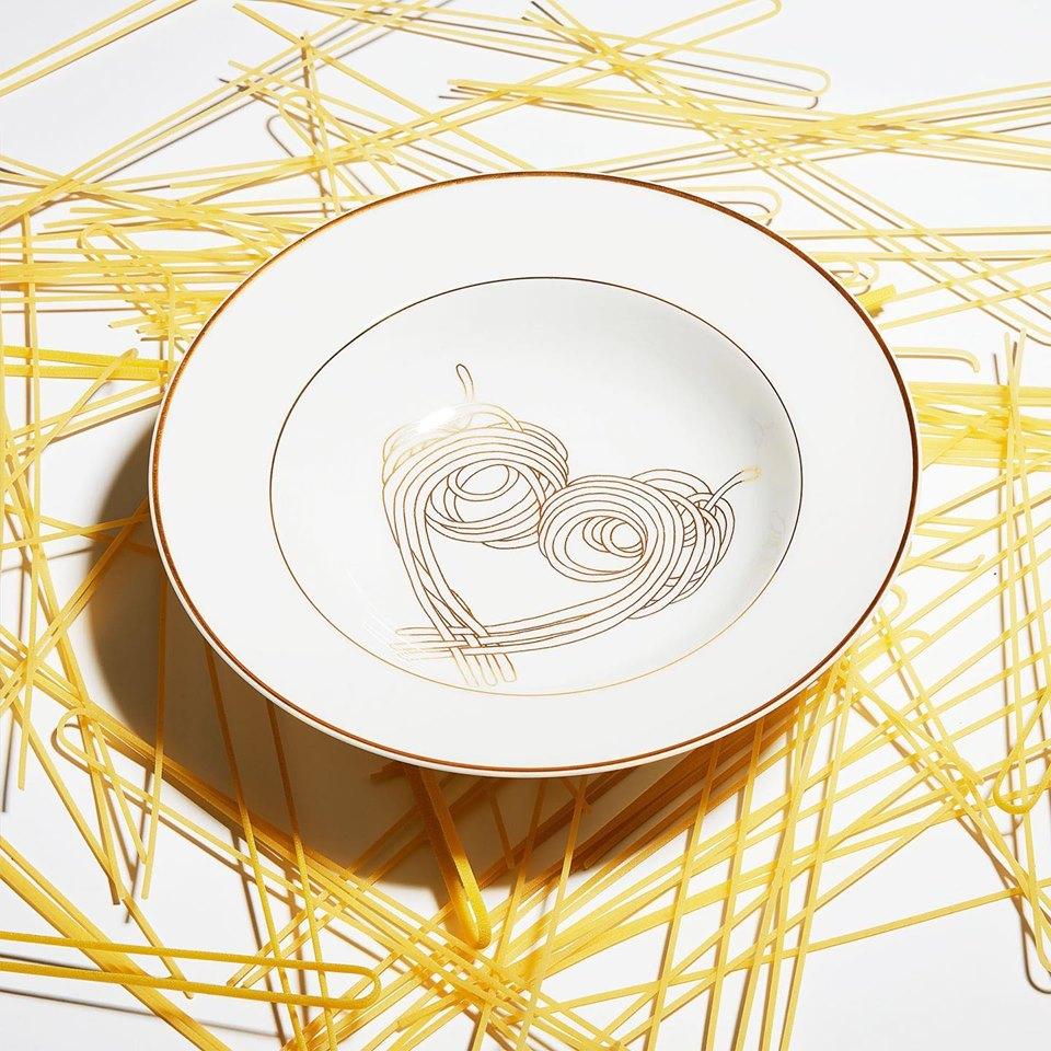 Porcelain Box of 2 Pasta Plates with Gold, 