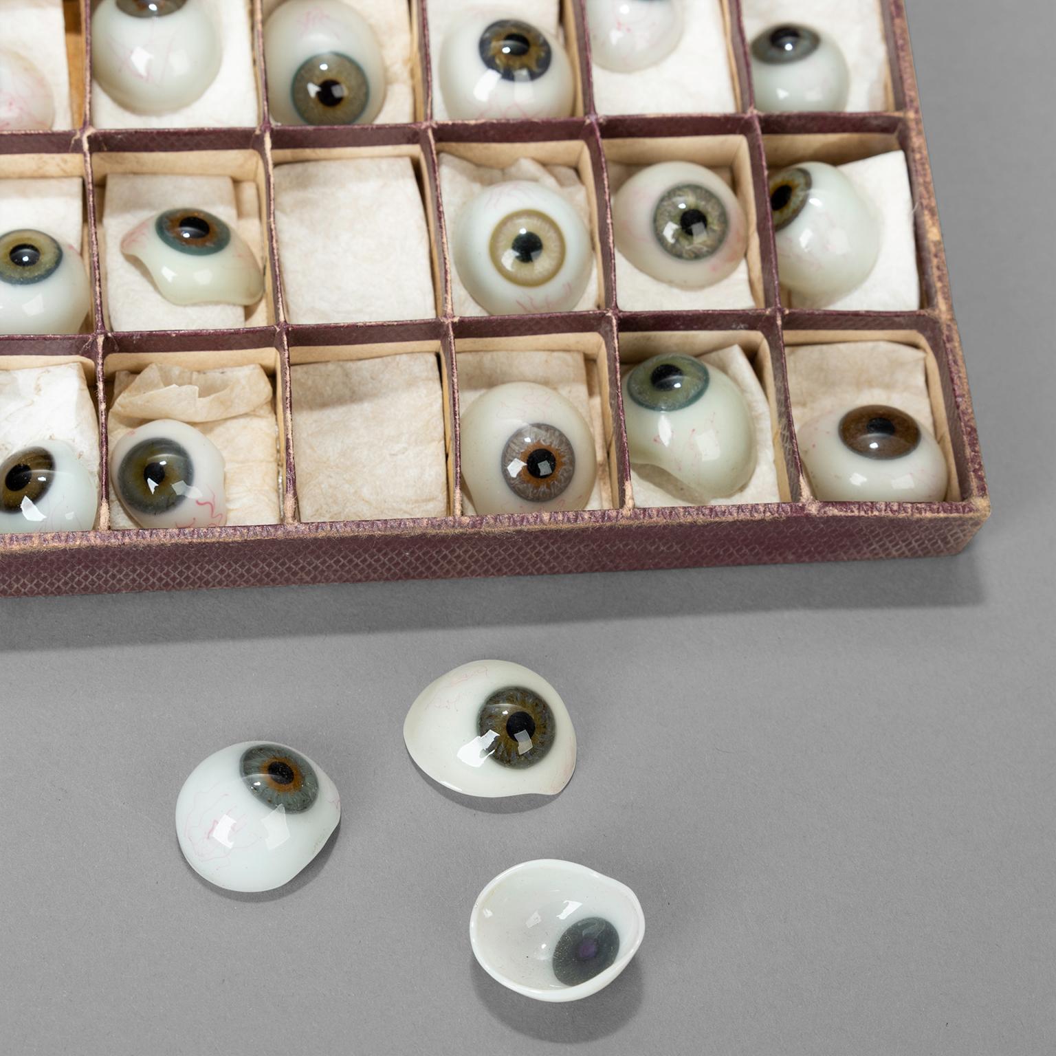 French Box of 50 Blown Glass Eyes, circa 1920