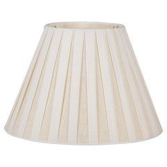 Box Pleat Linen Lampshade, Medium, by Bunny Williams Home