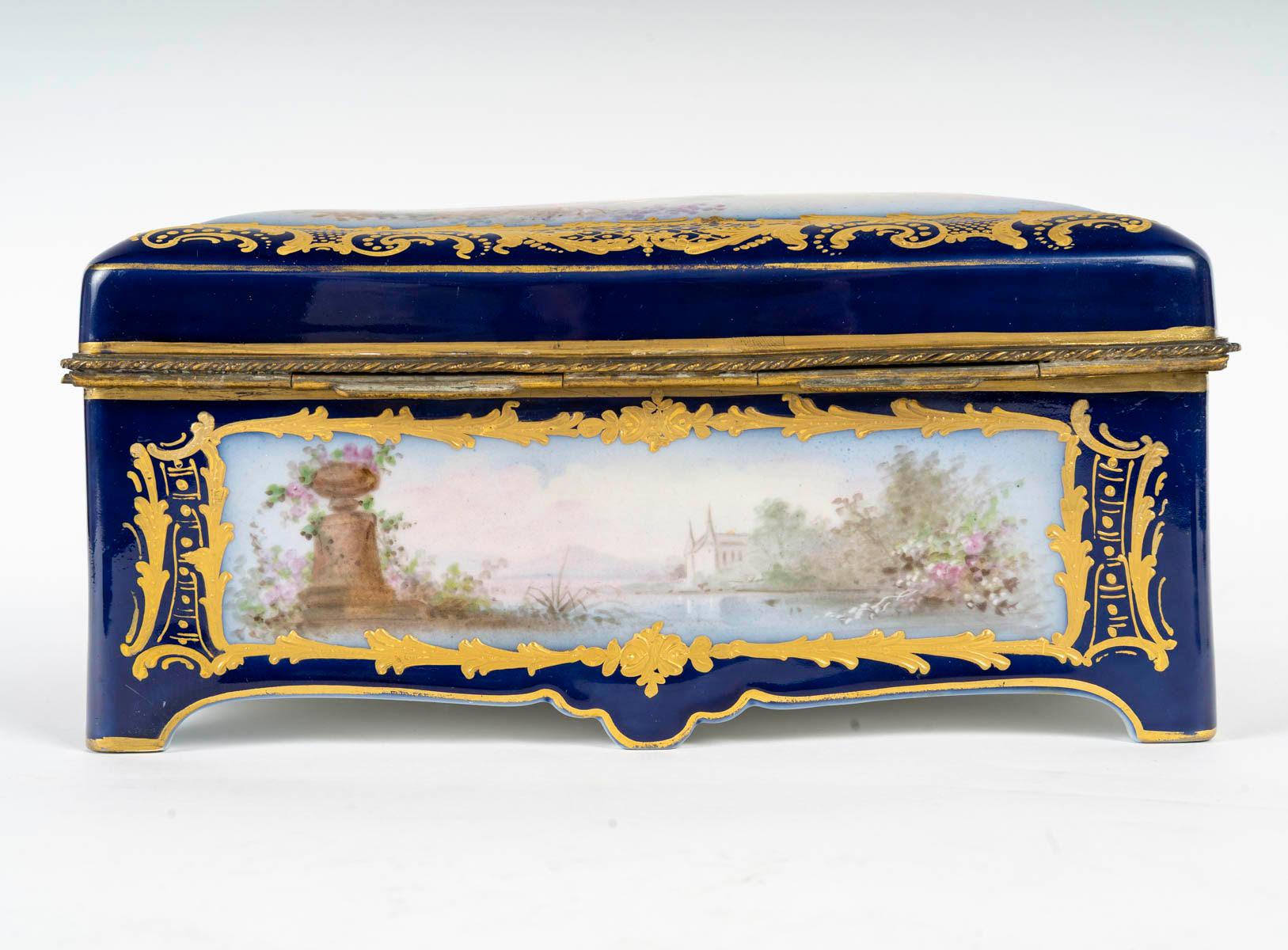 Box, Sèvres Porcelain and Gilt Brass Mounting, 19th Century, Napoleon III Period For Sale 3