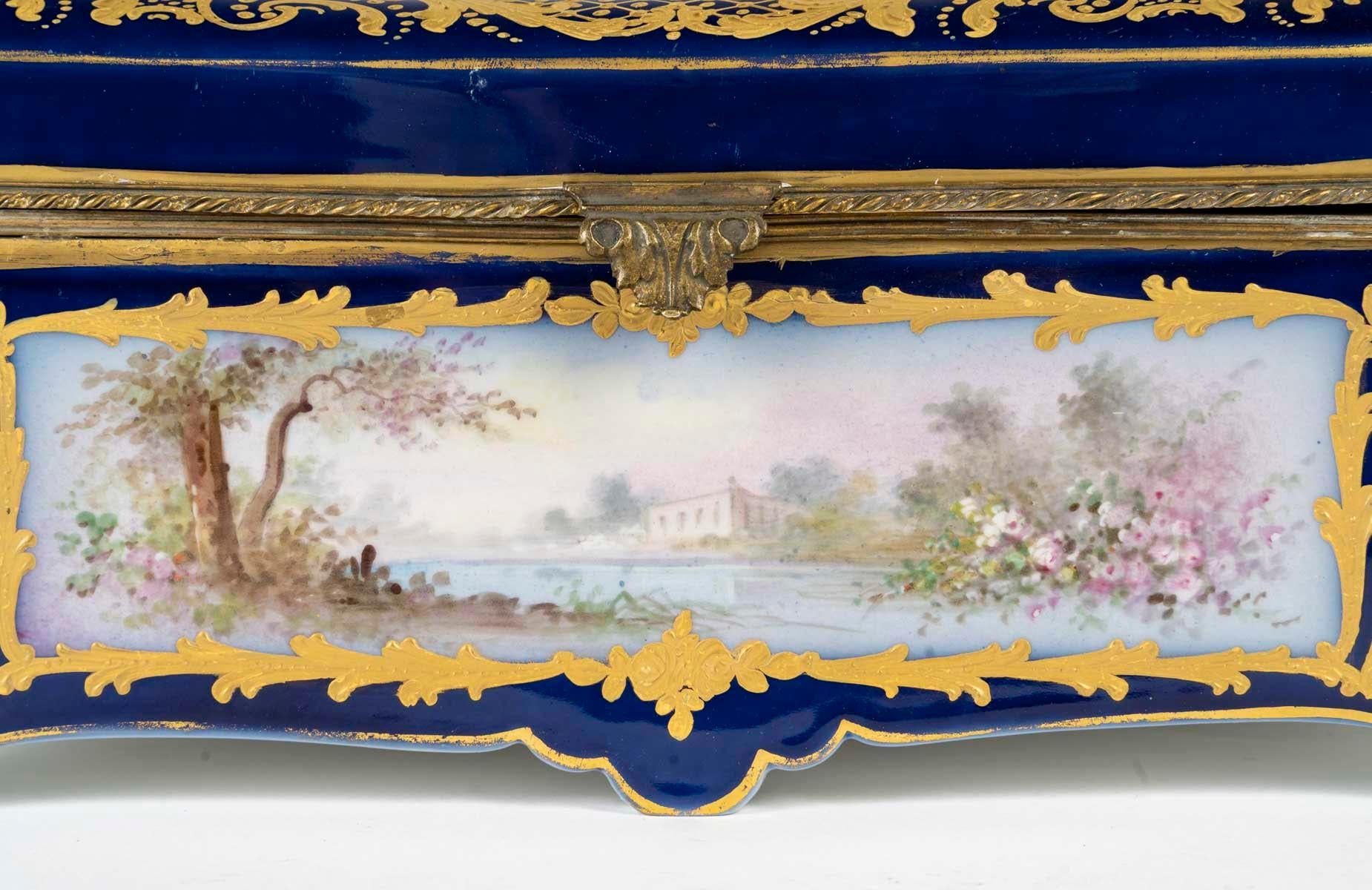 Box, Sèvres Porcelain and Gilt Brass Mounting, 19th Century, Napoleon III Period For Sale 5
