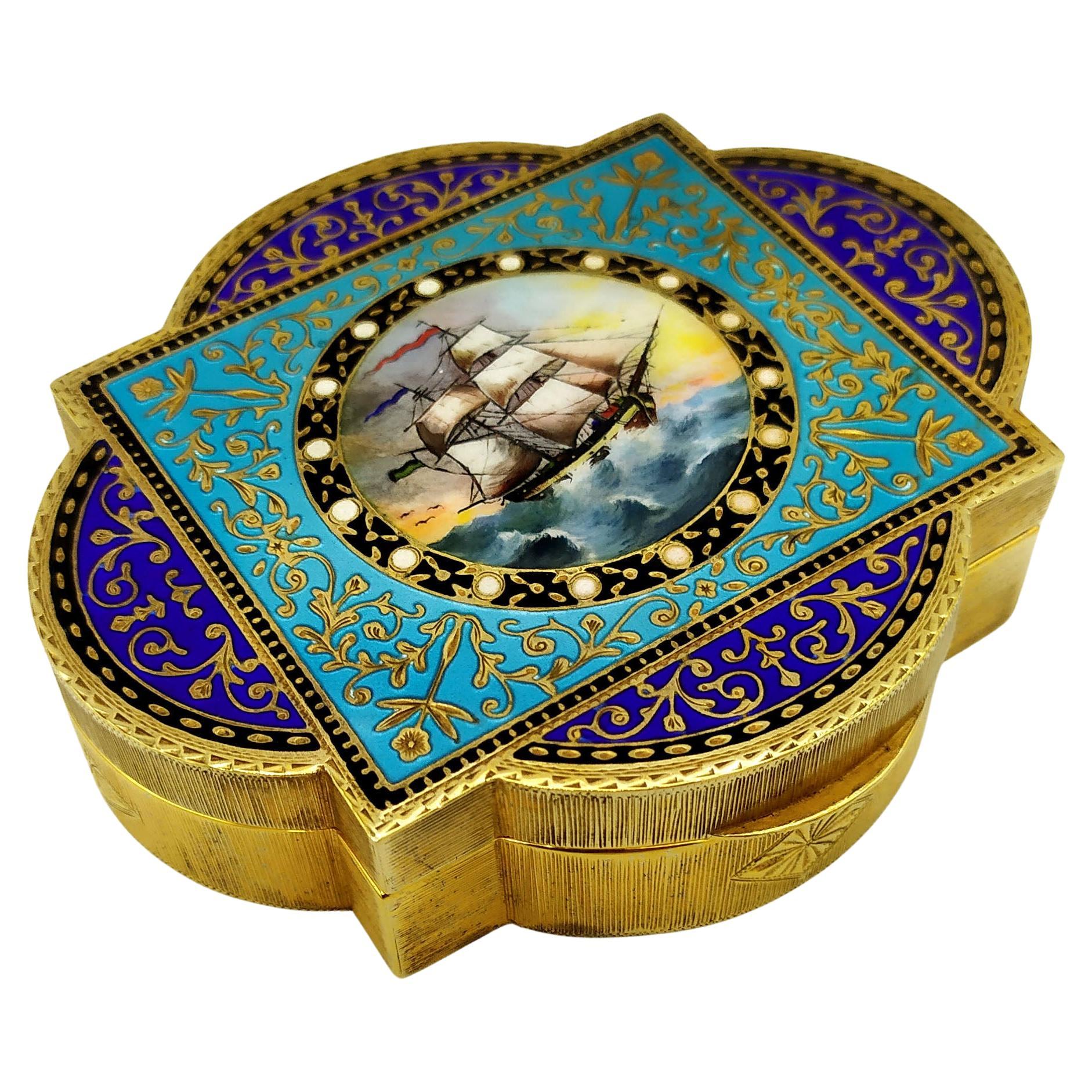Boîte en forme de boîte émaillée, peinte à la main, gravée et miniature A Silver Sterling