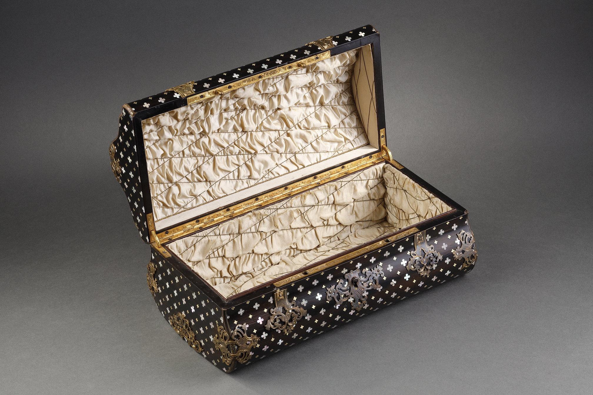 Box signed Giroux, Paris For Sale 8