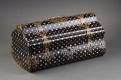 Box signed Giroux, Paris