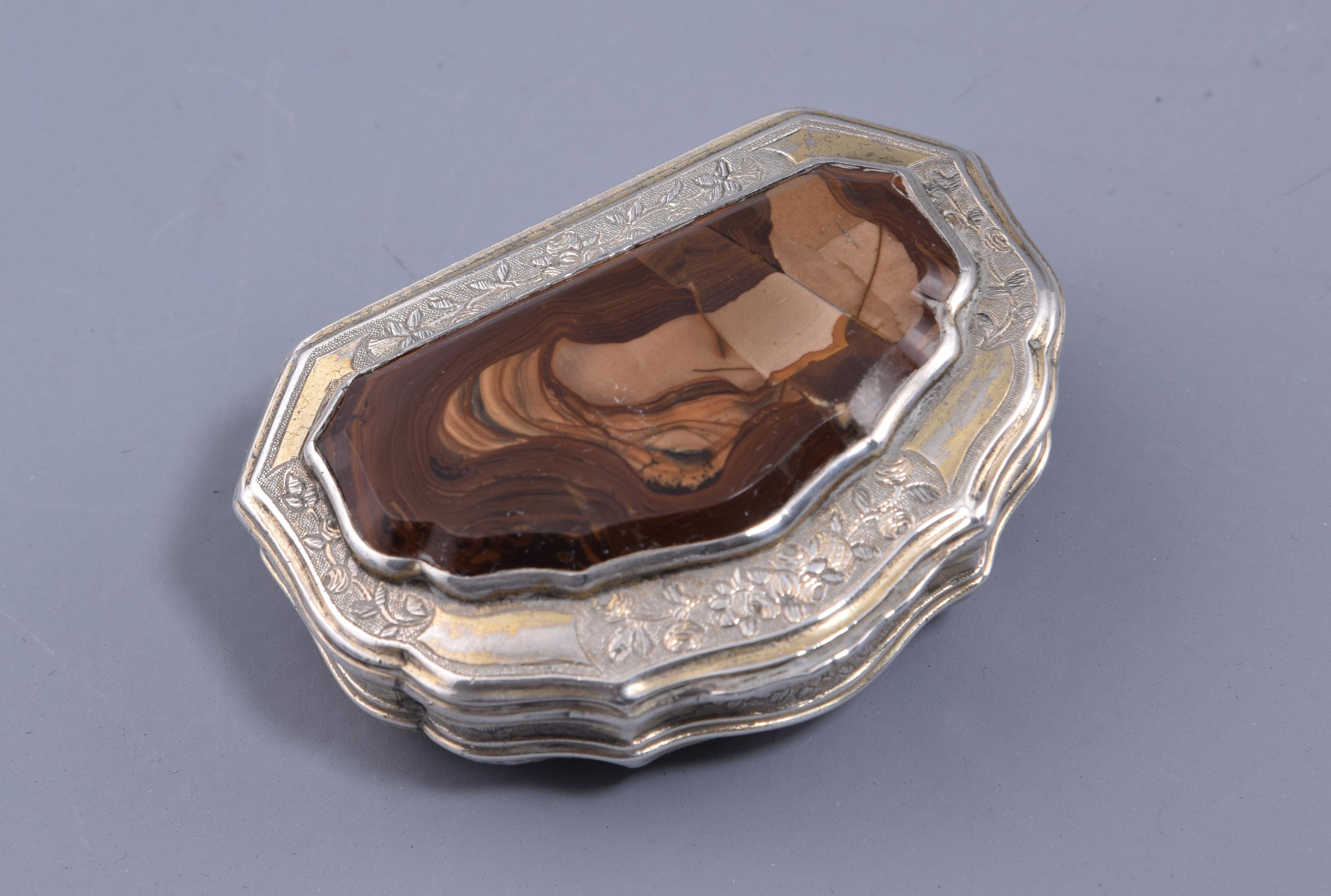 Box. Silver, Agate, 19th Century, with Hallmarks In Good Condition In Madrid, ES