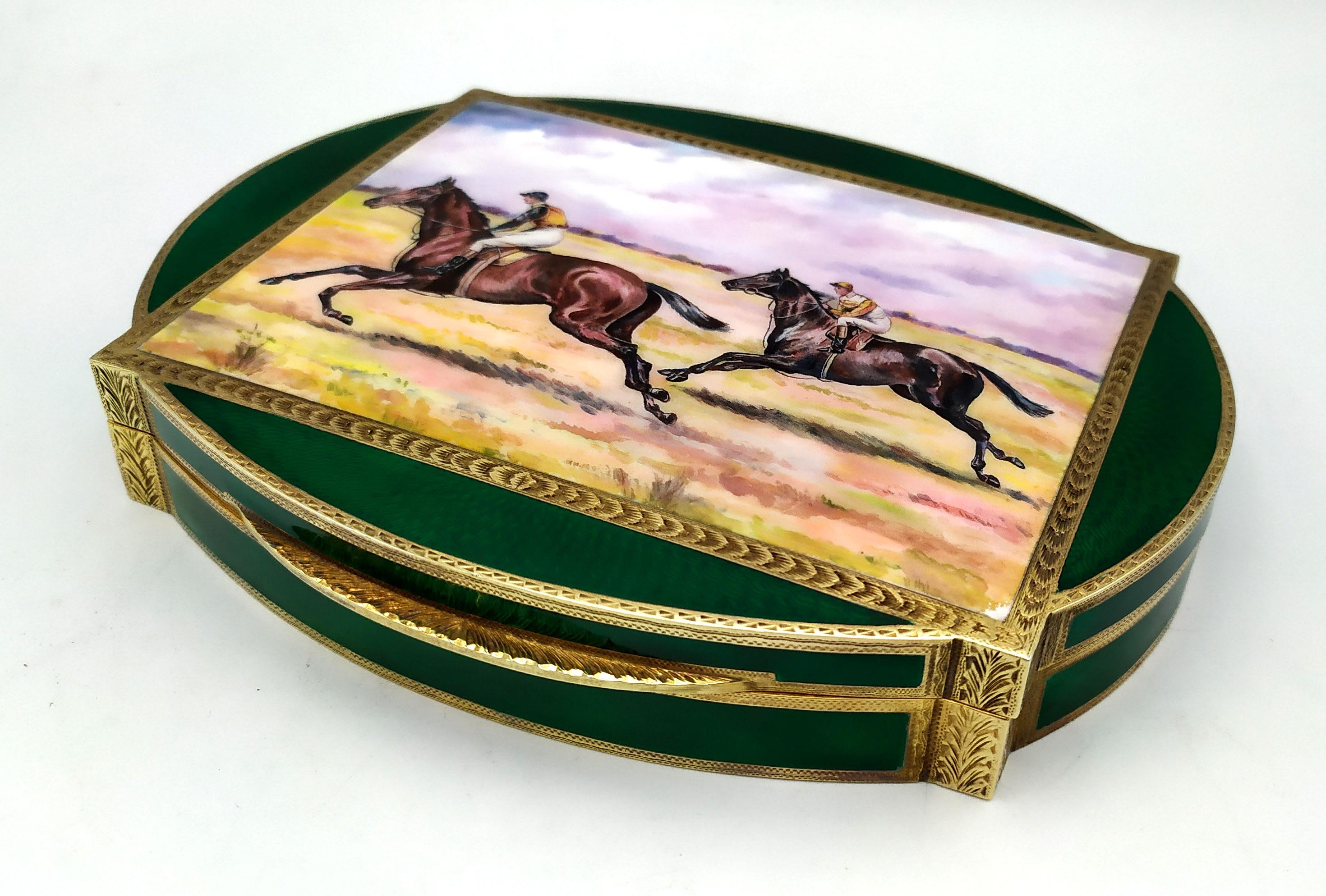 Large shaped table box in sterling silver 925/1000 gold plated with translucent fired enamels on guilloche and large fire enamelled rectangular miniature hand painted by the painter Renato Dainelli depicting a horse racing scene with two knights, in