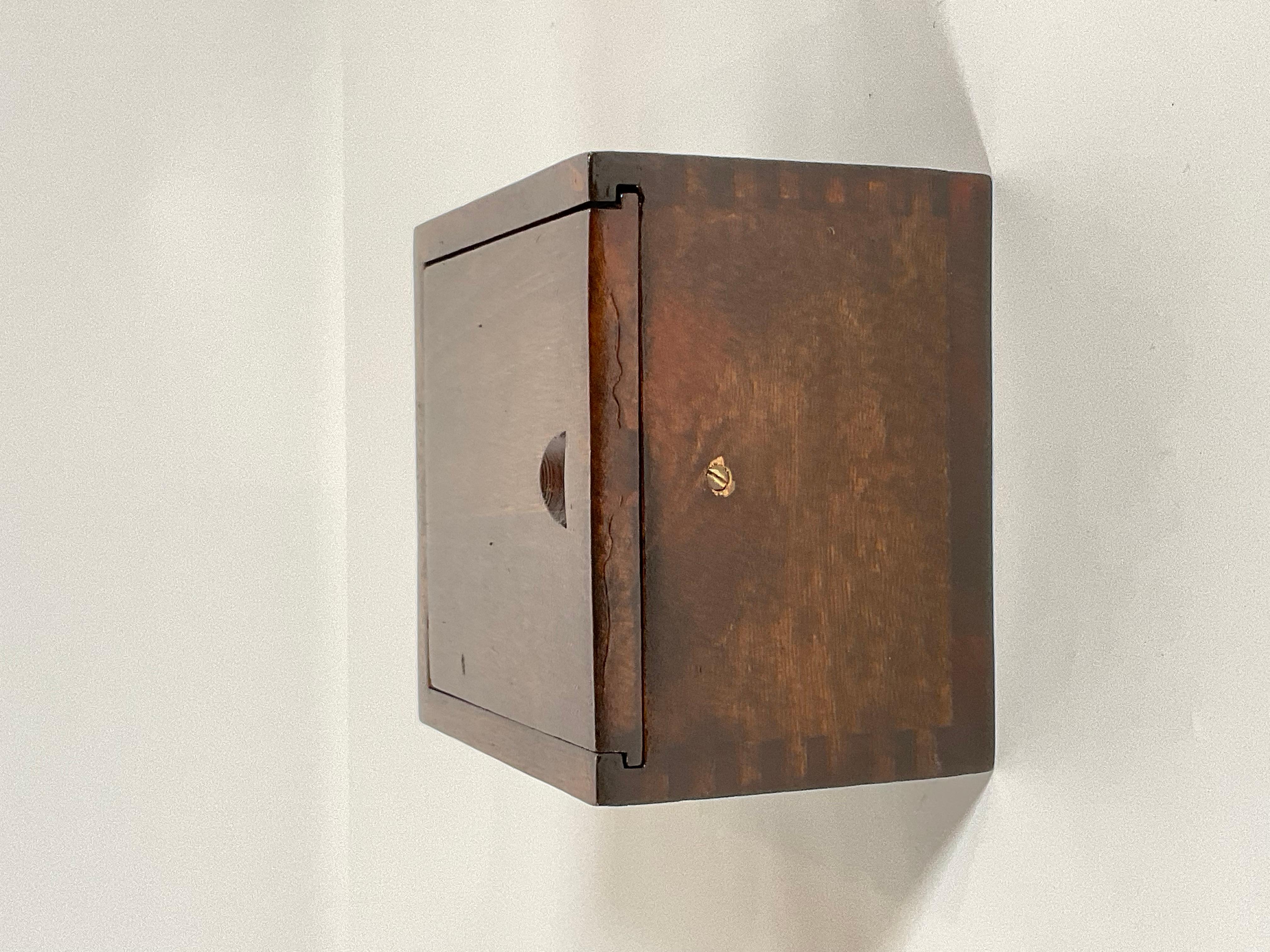 Boîte à boîtiers par Wilcox Crittendon Bon état - En vente à Norwell, MA