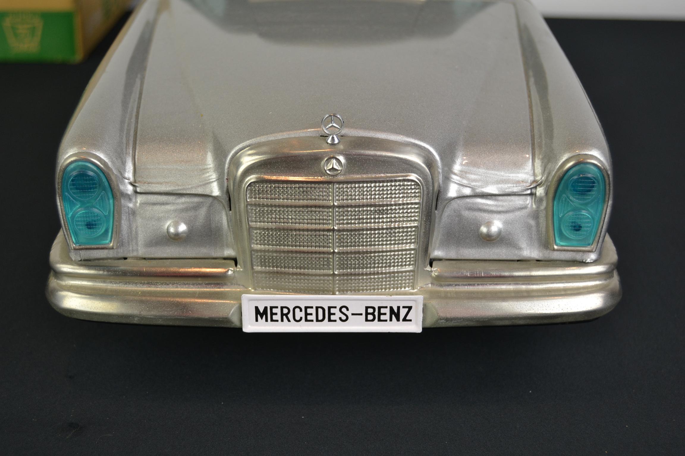 Boxed Mercedes Benz 300 SE Toy Model by Ichiko Japan, 1980s 5