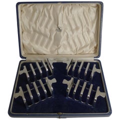 Boxed Set Four Art Deco Sterling Silver Toast Racks by Mappin and Webb, 1937