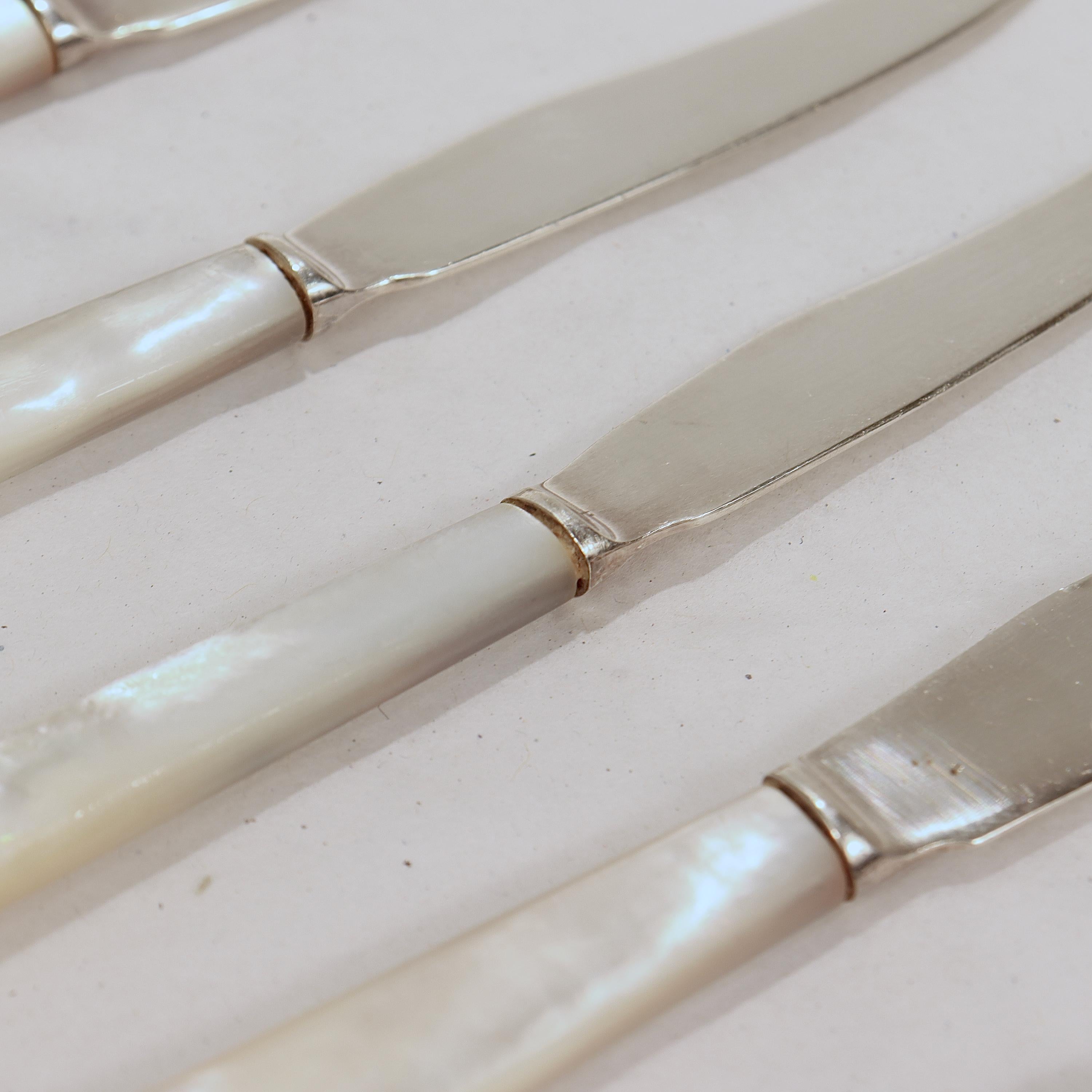 Boxed Set of 6 Garrard & Co Sterling Silver & Mother-of-Pearl Caviar Knives For Sale 7