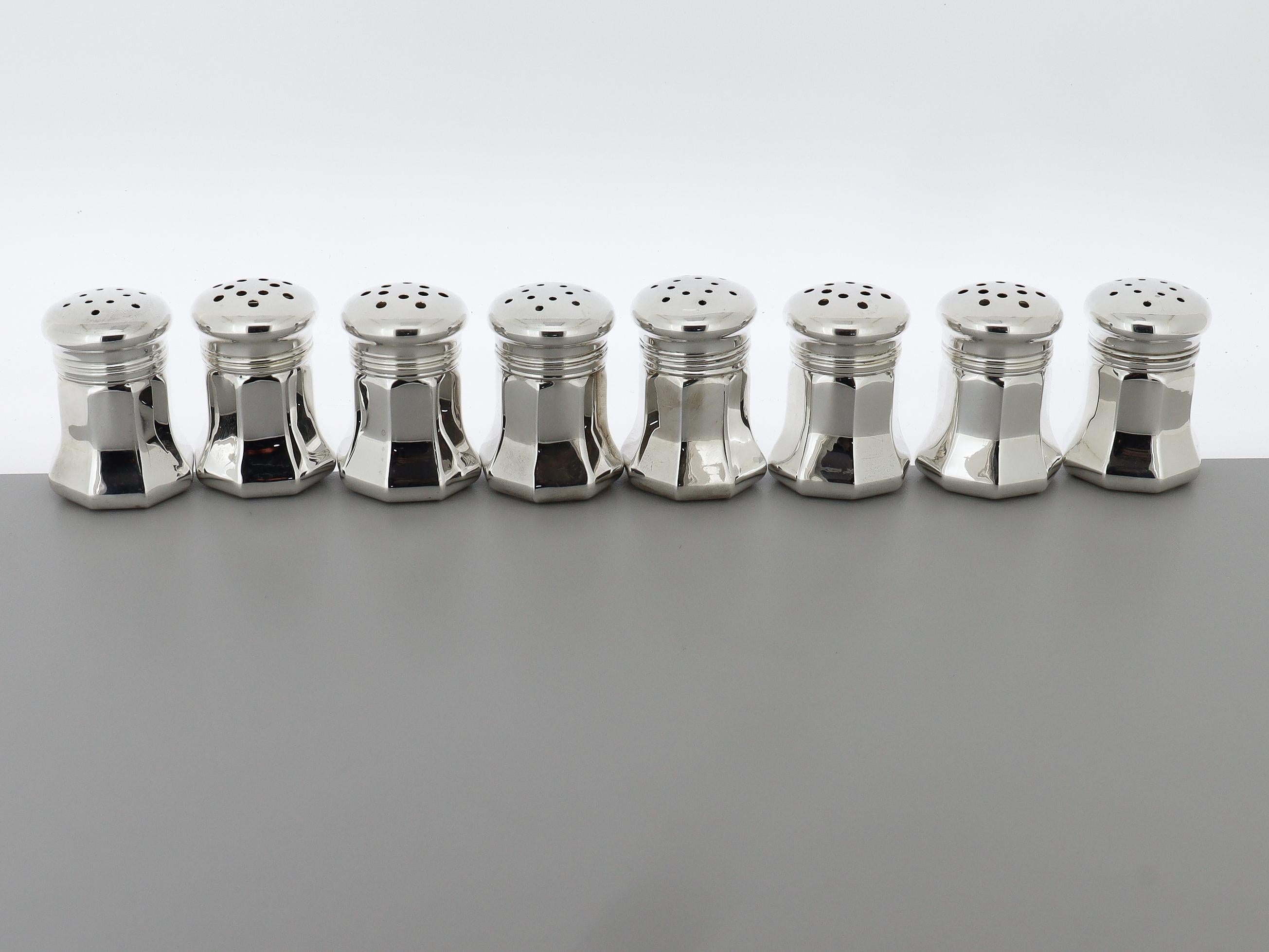 Boxed Set of 8 Cartier Sterling Silver Salt & Pepper Shakers For Sale 2