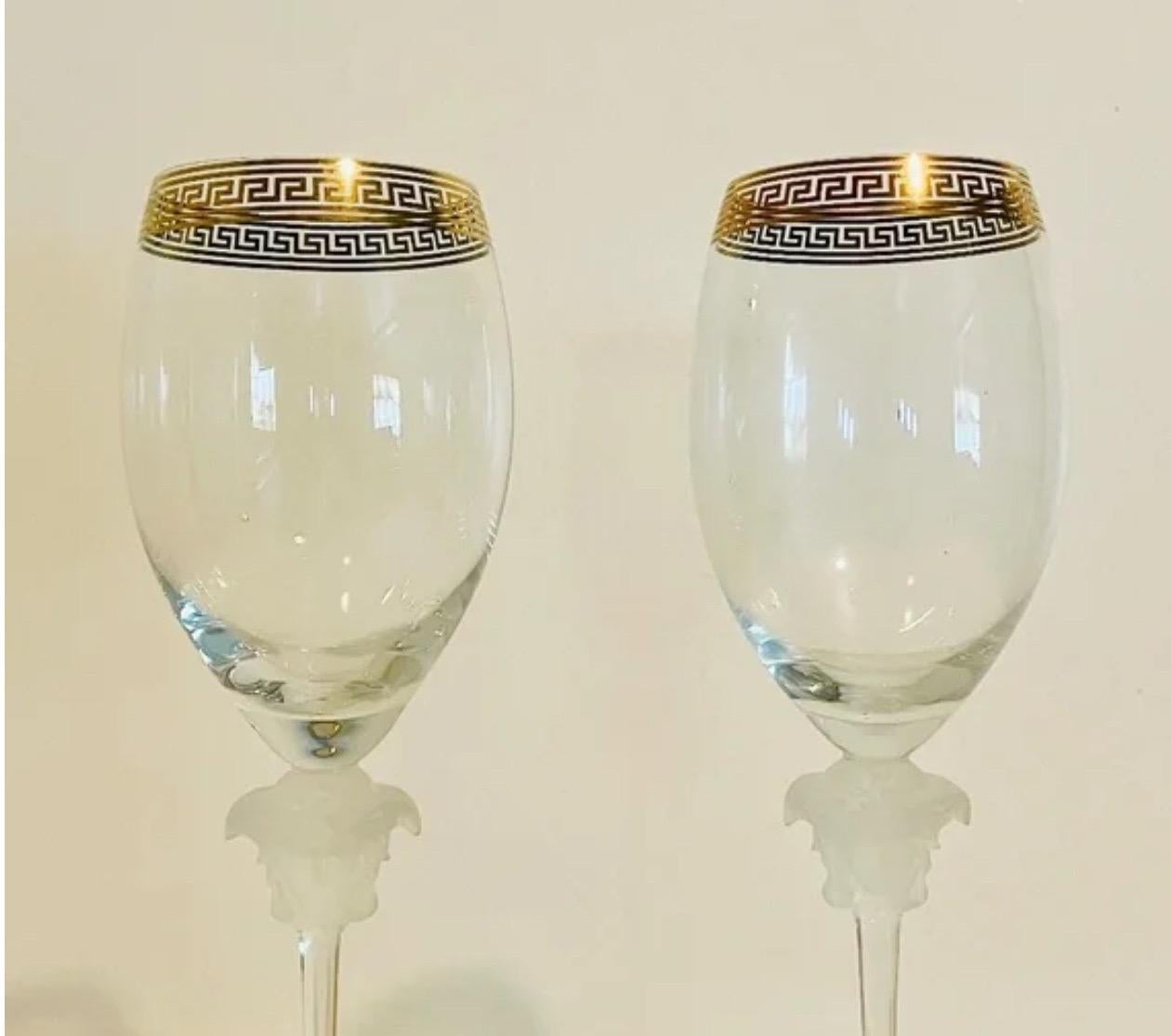 Boîte de verres à vin rouges Lumière « Méduse » en cristal de Versace en vente 6