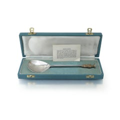 Cuchara de los Apóstoles de plata de ley en estuche, de C.J. Vander, Londres, 1972
