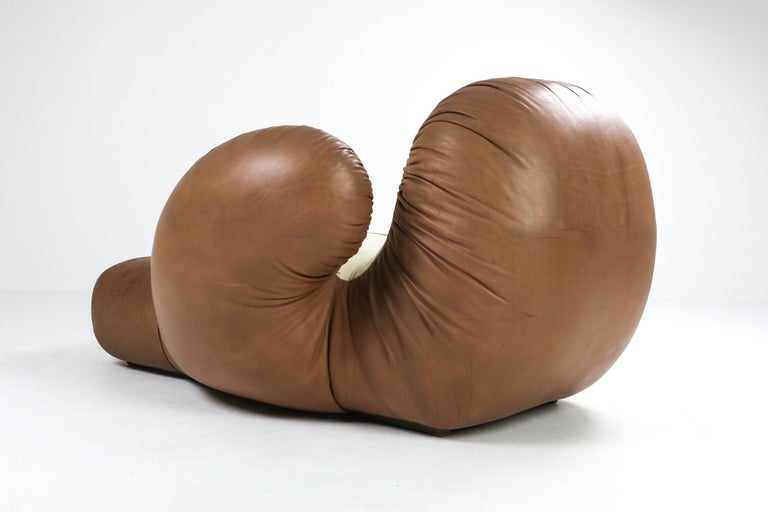 Boxing Glove Lounge Chair, DS2878 by De Sede, Switzerland For Sale at