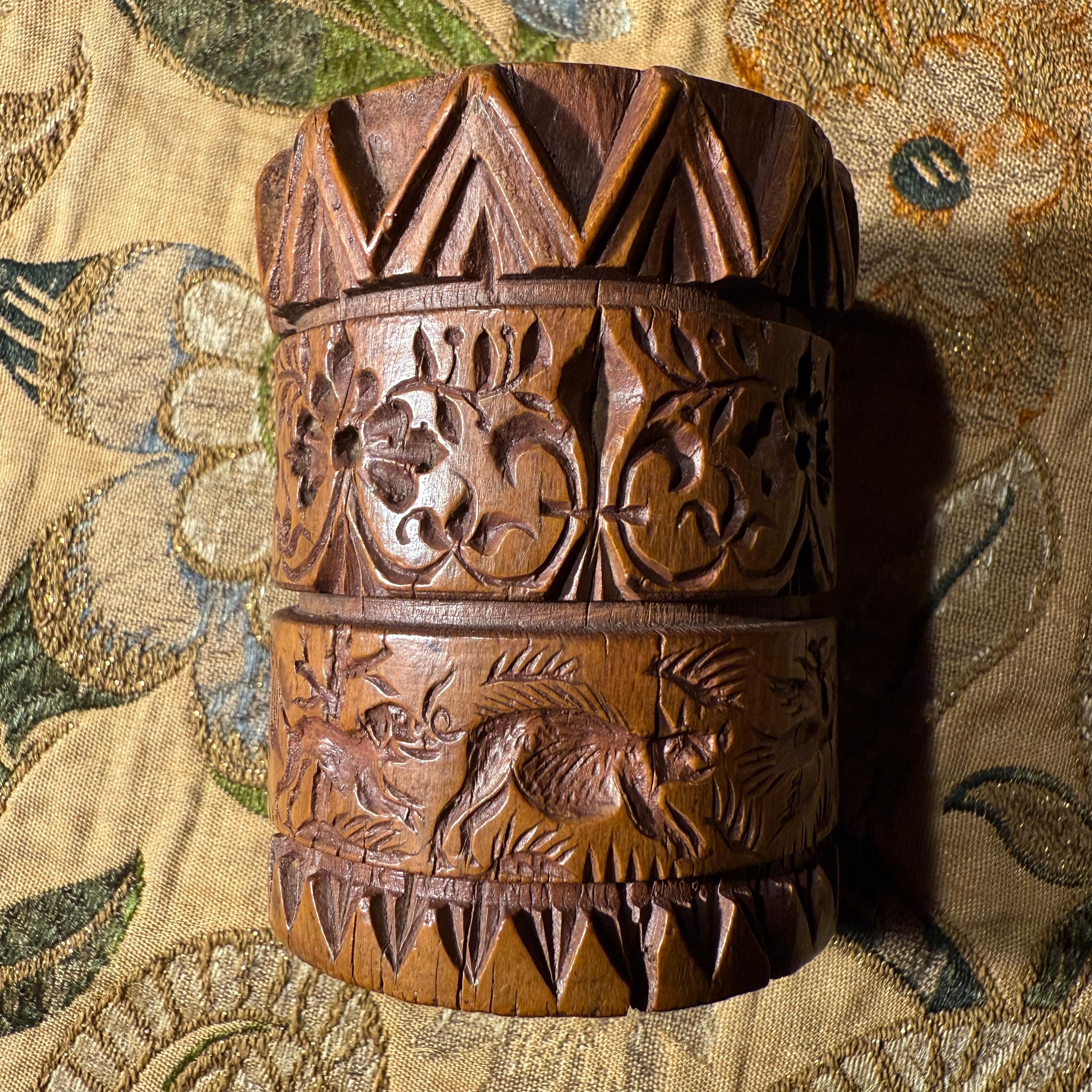 Stampa a rullo in legno di bosso con armi reali. Francia, XVIII secolo. in vendita 4