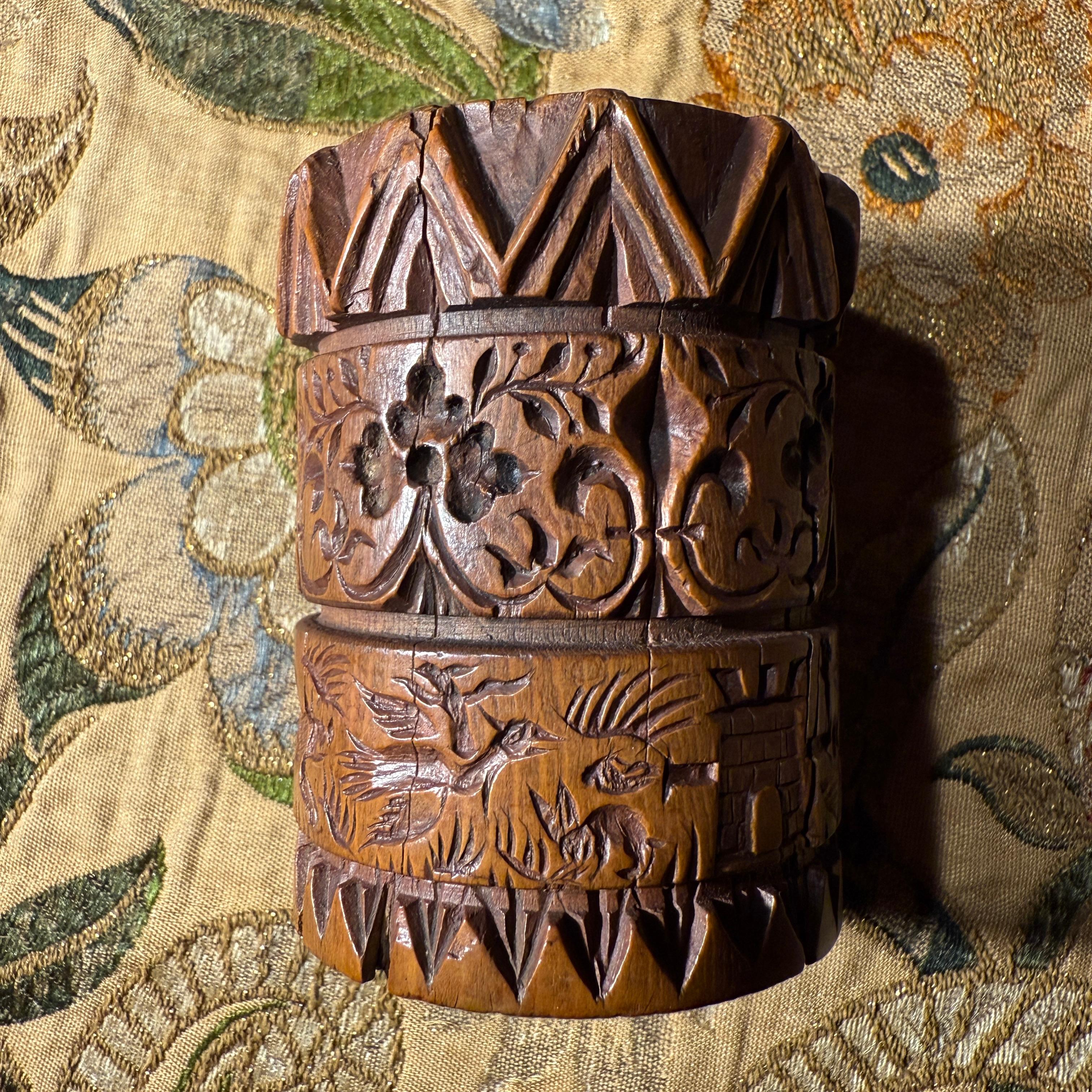 Stampa a rullo in legno di bosso con armi reali. Francia, XVIII secolo. in vendita 5