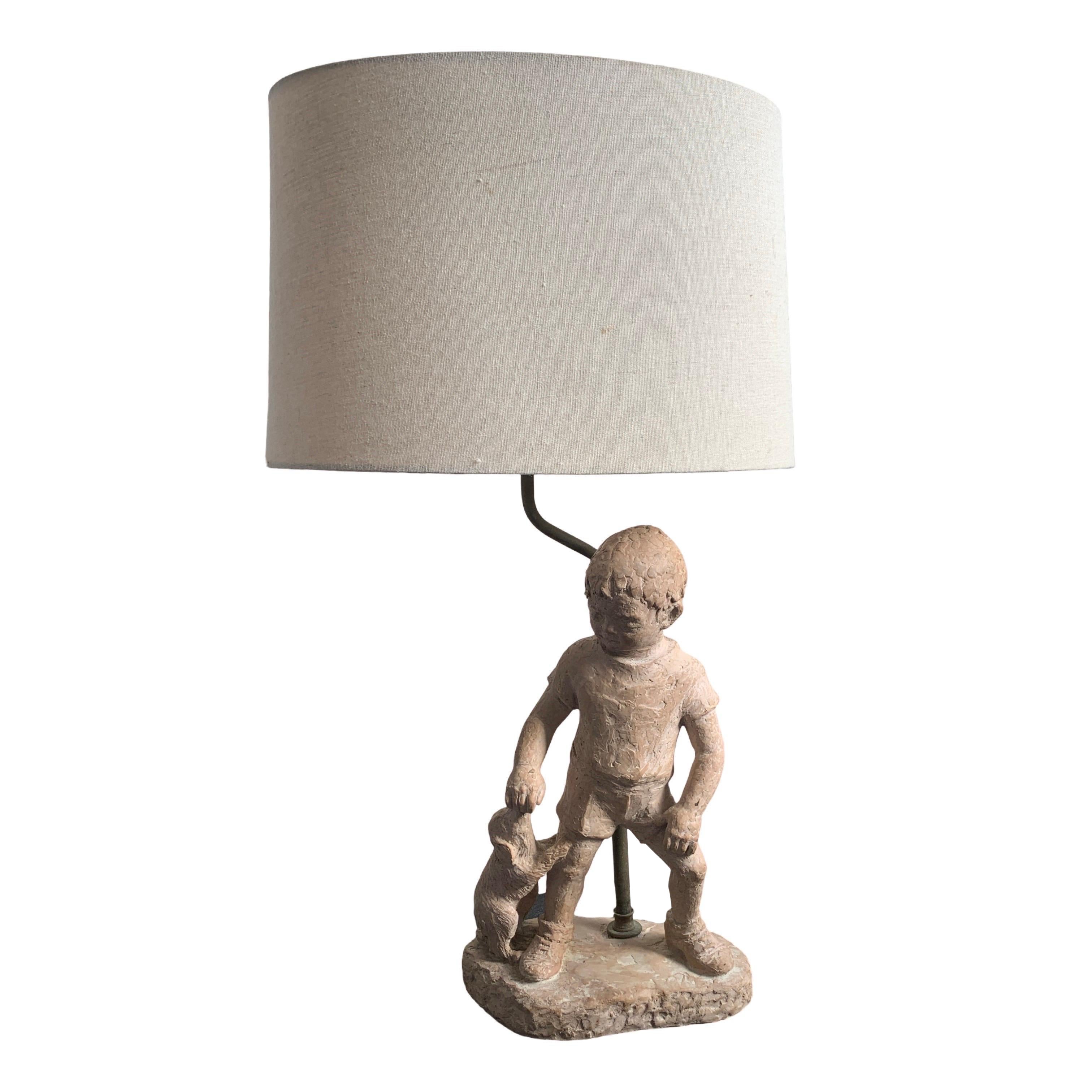 "Junge und sein Welpe"  Skulptur Jungenzimmerlampe von Sal Piri Auflage: 500 Stück Made in Edit im Angebot