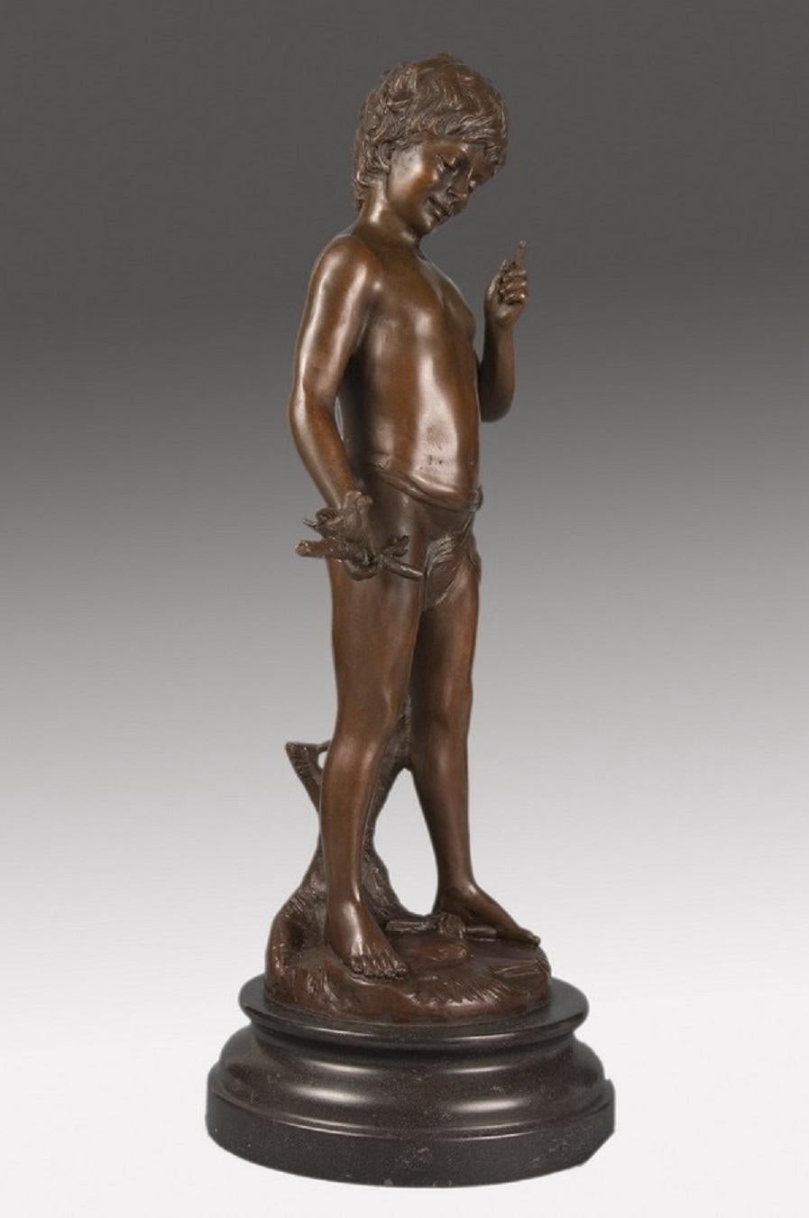 Bronze sculpture depicting the Art Nouveau naturalist effigy of a half-naked boy with a branch where two birds perch. Following models of A. MOREAU.
This denomination refers to the intention of creating a new art, carrying out a break with the
