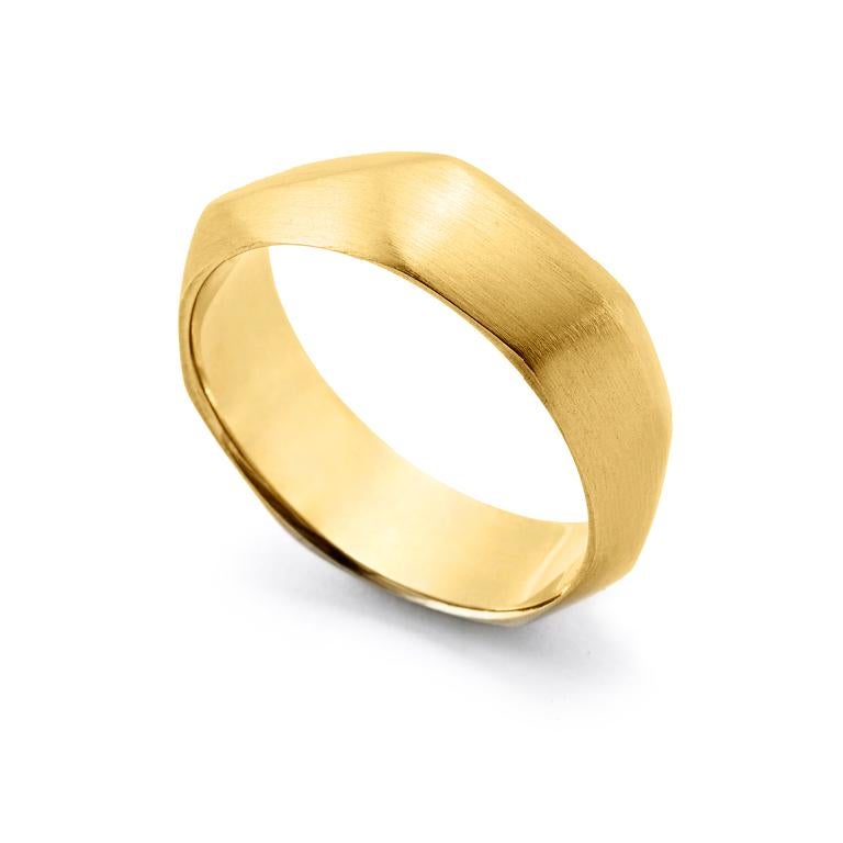 A spin-off from original The Diana Band, the Boy's Band, first created as a custom wedding ring for a family friend, is wider, more substantial and well-suited for a masculine hand. It has become an increasingly popular wedding band.

Available in