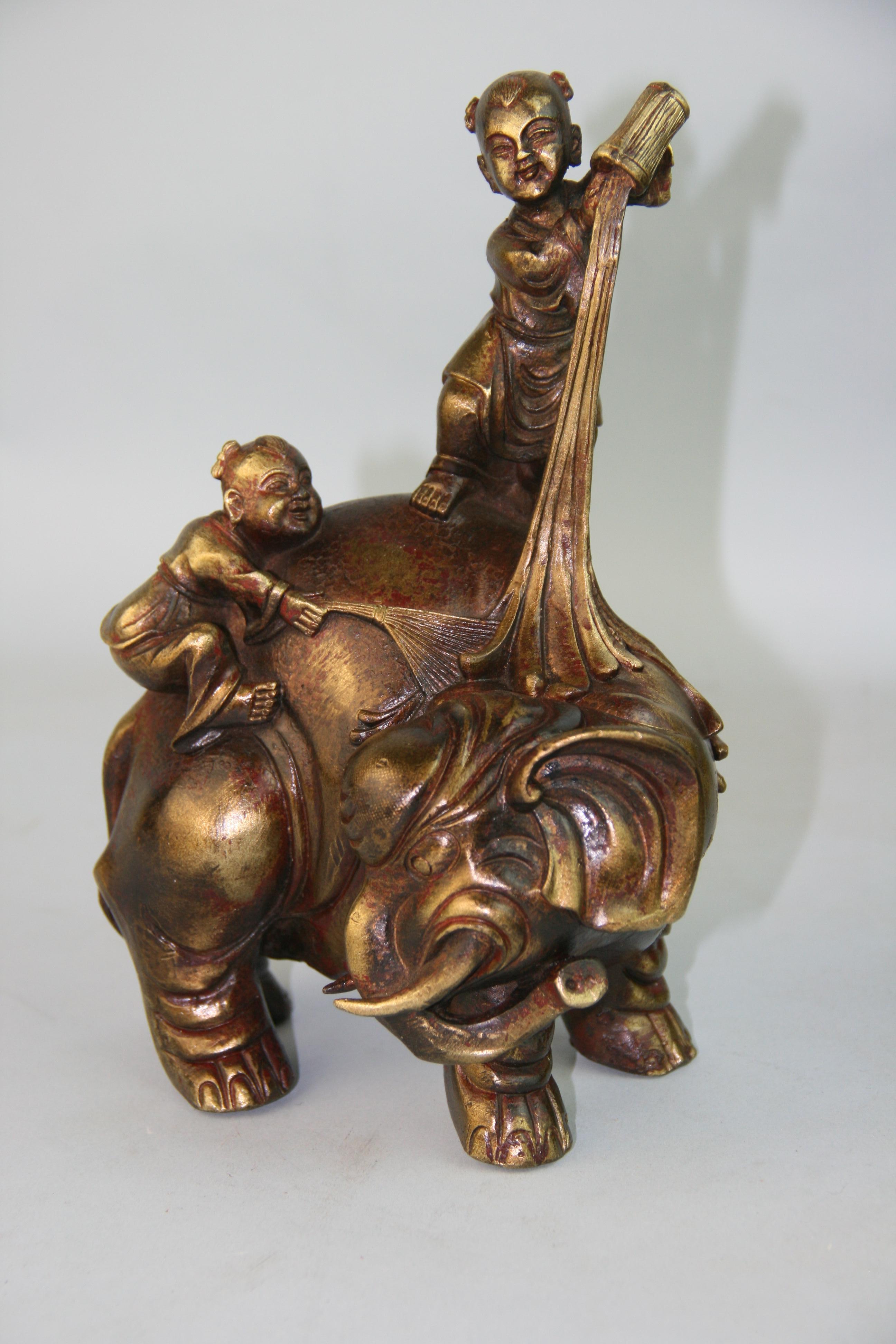 Asian Bronze Sculpture Boys Washing Elephant For Sale 13