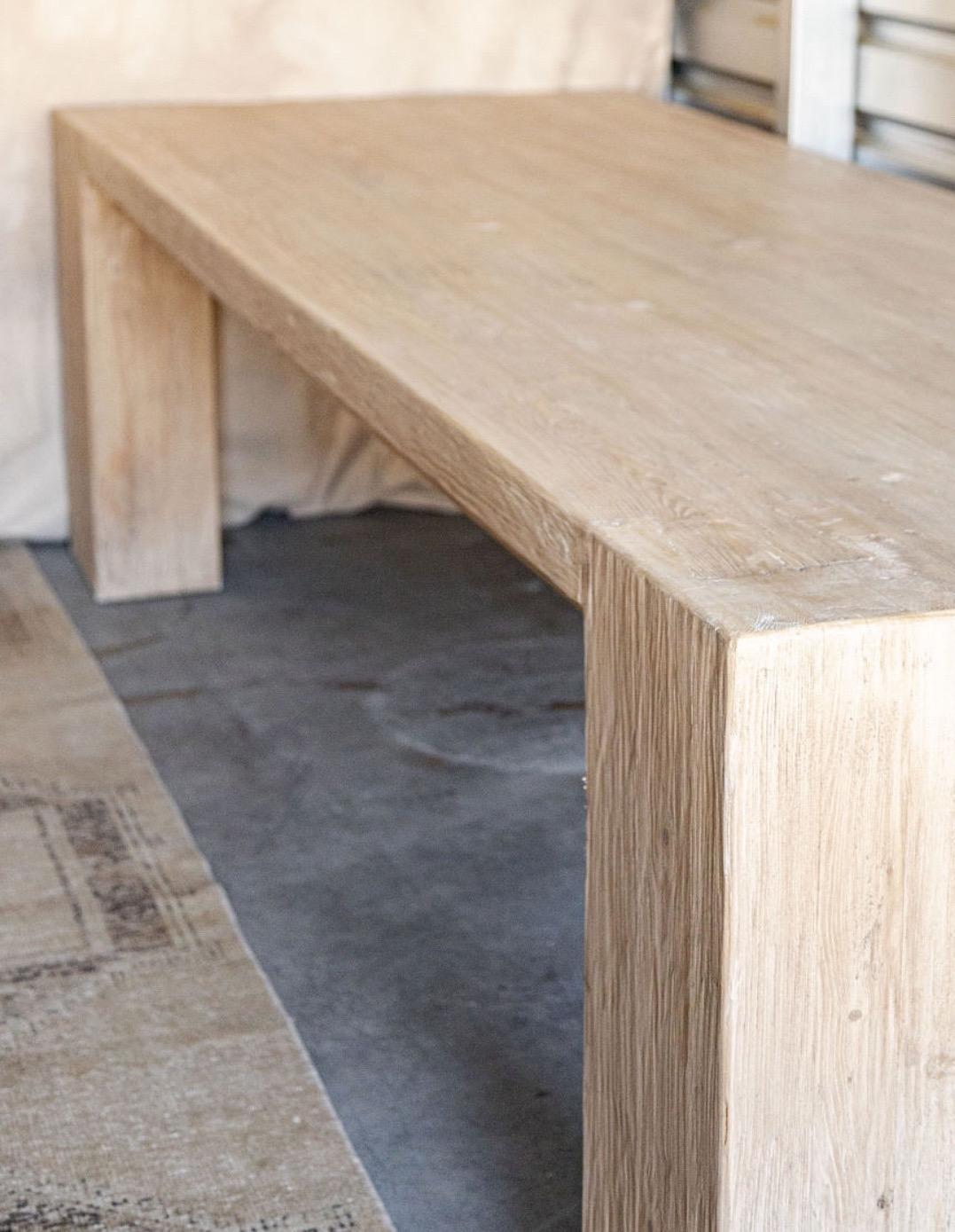 Européen Table à manger Bozeman en vente