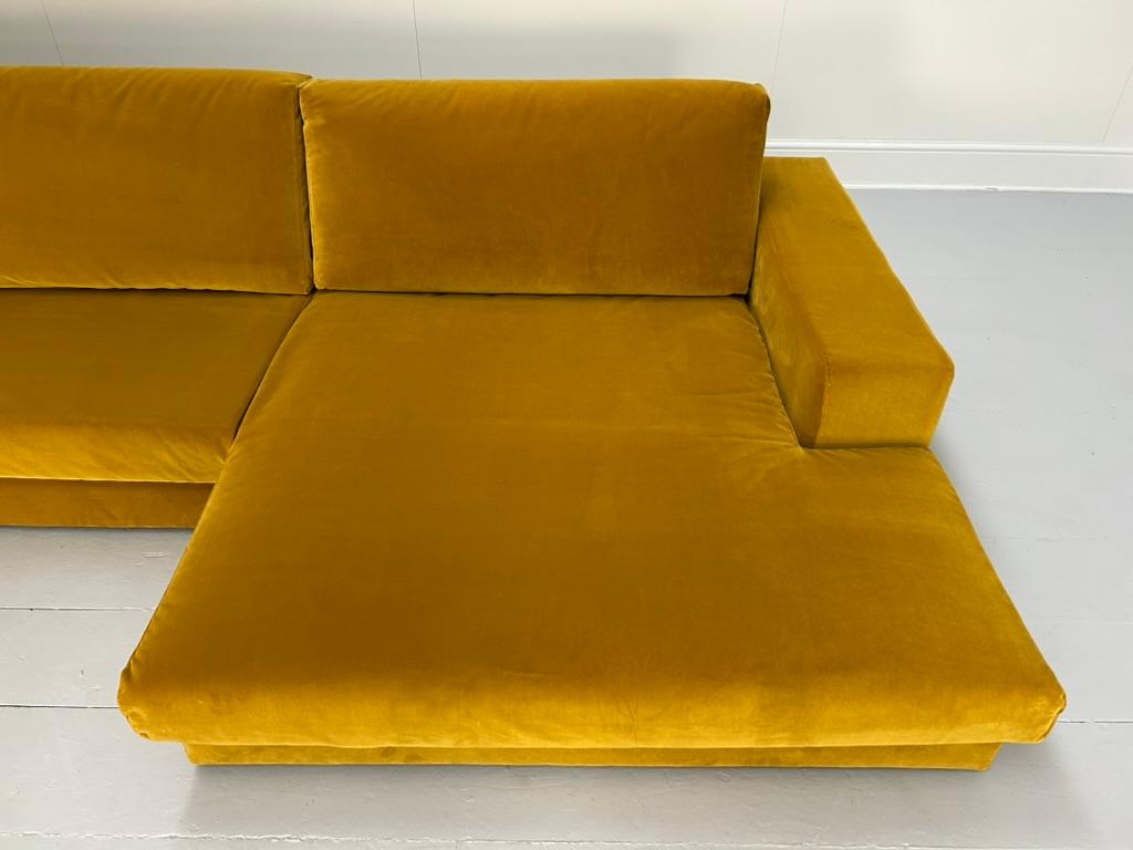 Canapé sectionnel BPA International 5 places en forme de L - en velours jaune moutarde en vente 5