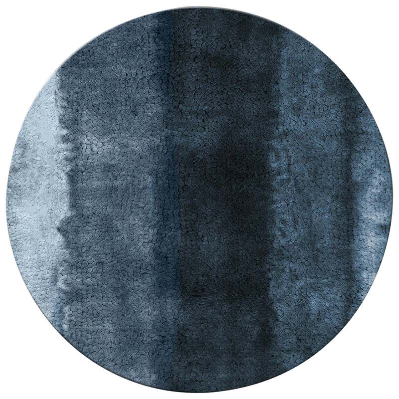 Baltic Circular Hand-Tufted Dyed Wool Rug ii in Blue Gradient For Sale ...
